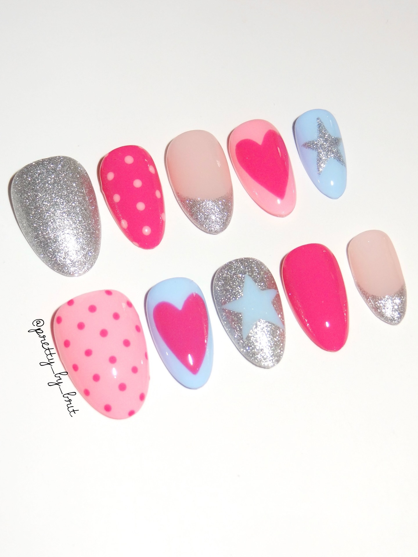 🪩💗🔹⭐️

Products & codes:

@chaunlegendnails discount code PRETTYBYBRIT 
-Gleam & Scream
-Baby Doll
-Sheer Thought
-Nonnwipe top coat

@madam_glam discount code BRIT35
-Blue Jay
-Berry Blush