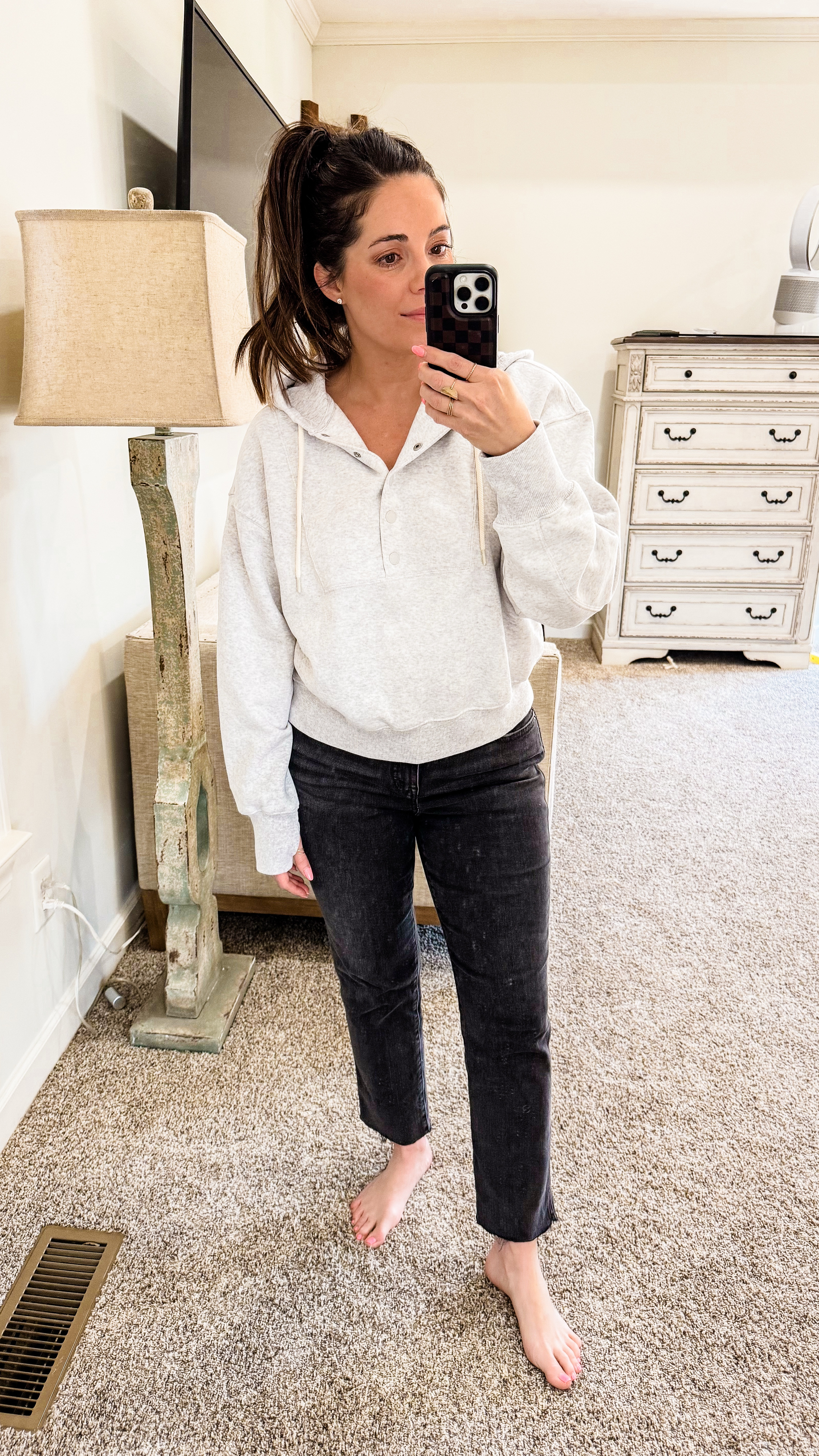 On sale! Size small for top! True to size jeans with some stretch! 5’4 for reference! 

#LTKSaleAlert #LTKFindsUnder50 #LTKStyleTip