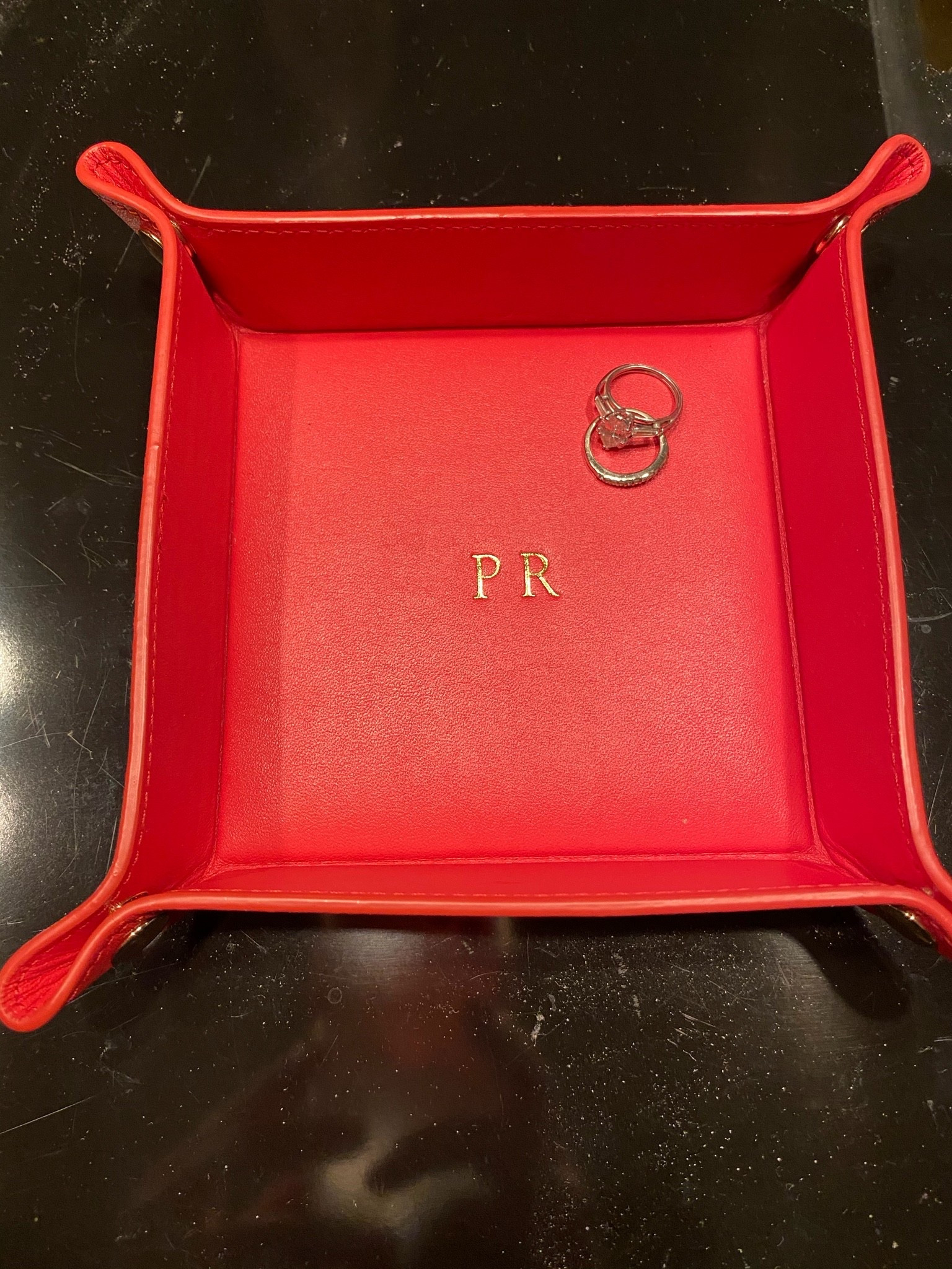This might be one of my most gifted and most-used travel items.

Whenever I get to a hotel, I set up a little landing zone right away: jewelry, room key, wallet, anything I don’t want to lose.

It sounds small, but having one place for the important stuff means less searching, less mental clutter, and fewer “wait… where did I put that?” moments.

I’ve learned that travel feels easier when you recreate tiny systems from home.

Future Me is always grateful I packed this.

#LTKdayinmylife #LTKselfcare #LTKTravel