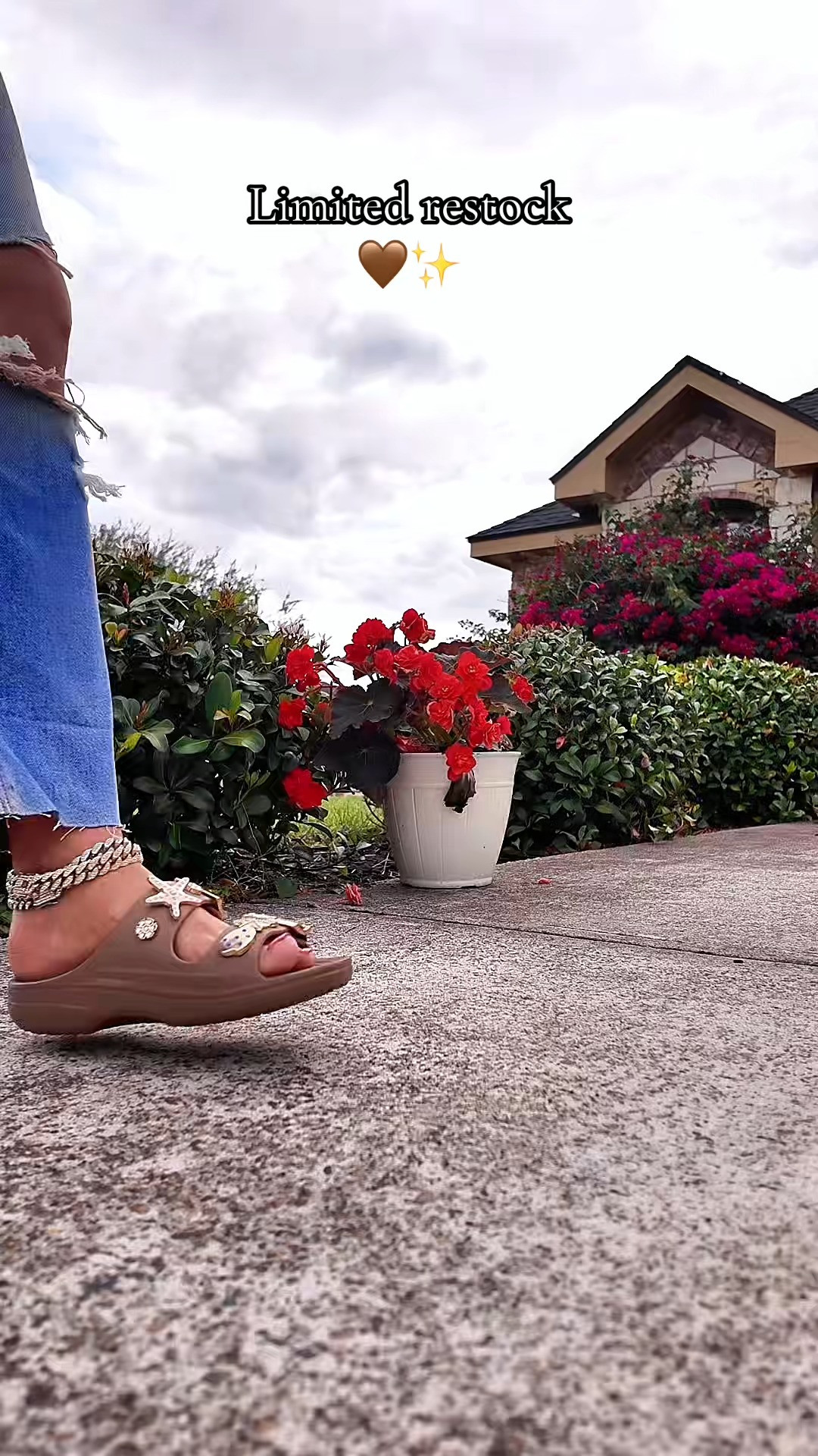 Neutral girlies run!! The sepia Saturday sandals by crocs are back!!… for now! 🤎 #crocs #crocssandals #summersandals #crocssaturdaysandals #ad @Crocs 
 

 #LTKootd #LTKWorkwear #LTKTravel