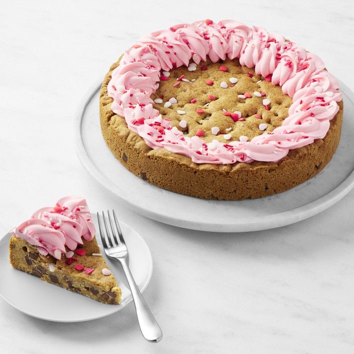 Valentine's Day Cookie Cake | Williams-Sonoma