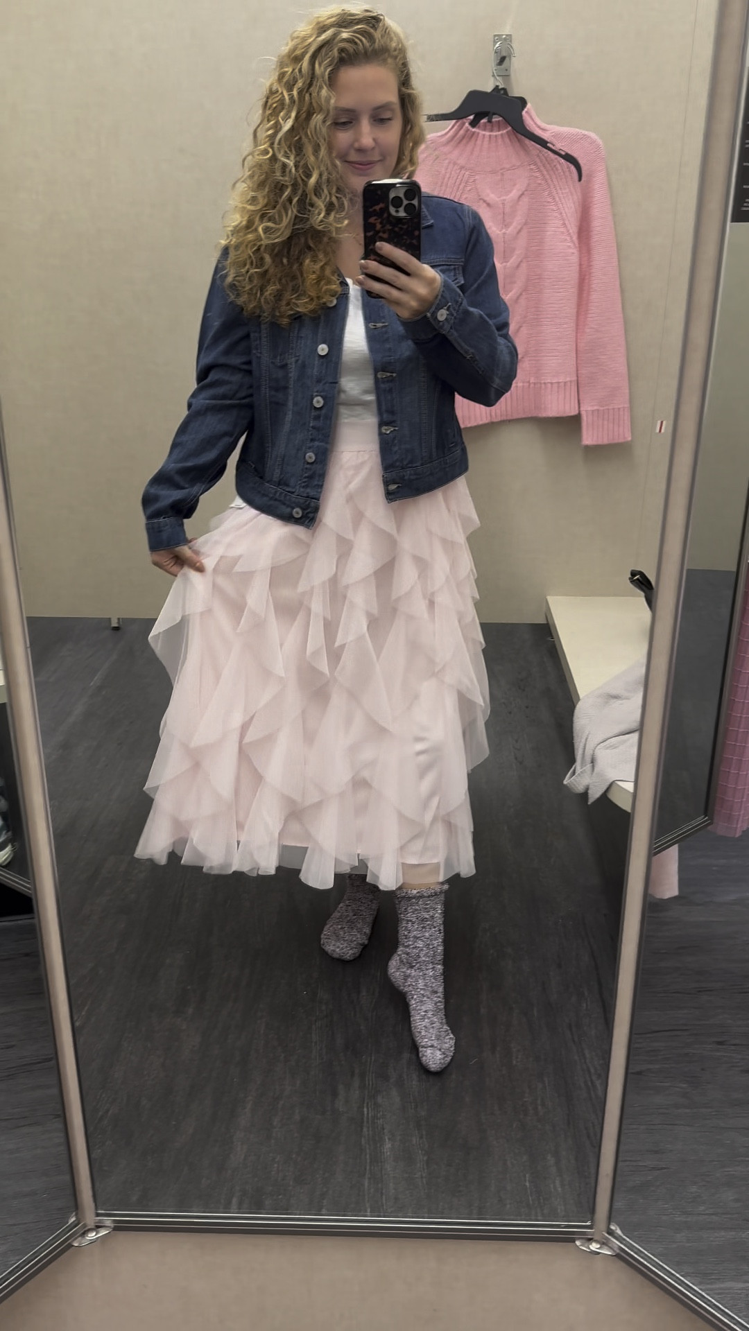 FINE .✋🏼💁🏼‍♀️Just call me Carrie 👩🏼‍🦱… I got one of these pink skirts, but the Carrie one IS ON MY MIND… I need it right?! @macys the #on34th line is really beautiful 🥰
.
.
PS these colors set the tone for the rest of my day 😉💕💜✨

#LTKCyberWeek #LTKHoliday #LTKSaleAlert
