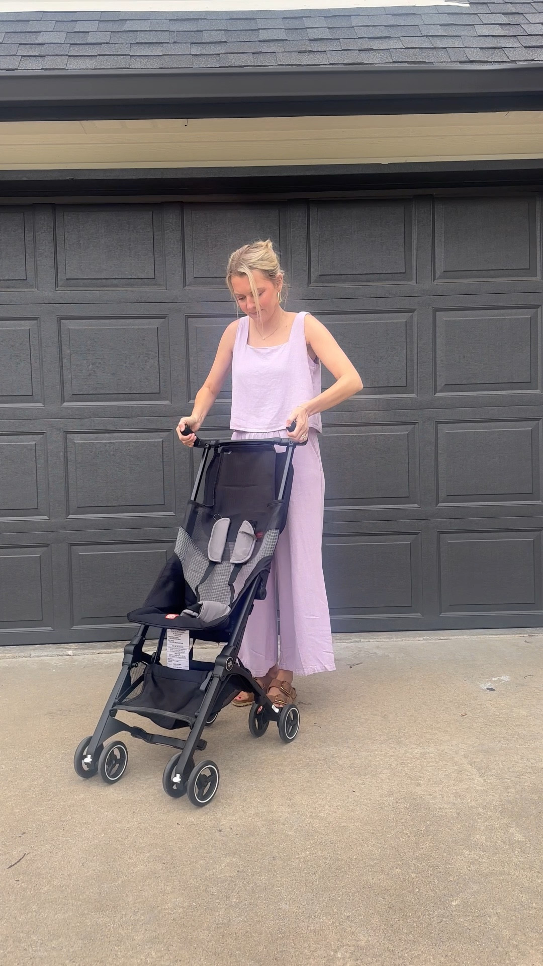 Mom find: The best stroller for travel! 

🤍 super lightweight - only weighs 10.3 lbs
🤍 folds small enough to be airplane hand luggage compliant
🤍 easy to unfold/refold
🤍 has a basket and sun visor 

#LTKKids #LTKFamily #LTKTravel