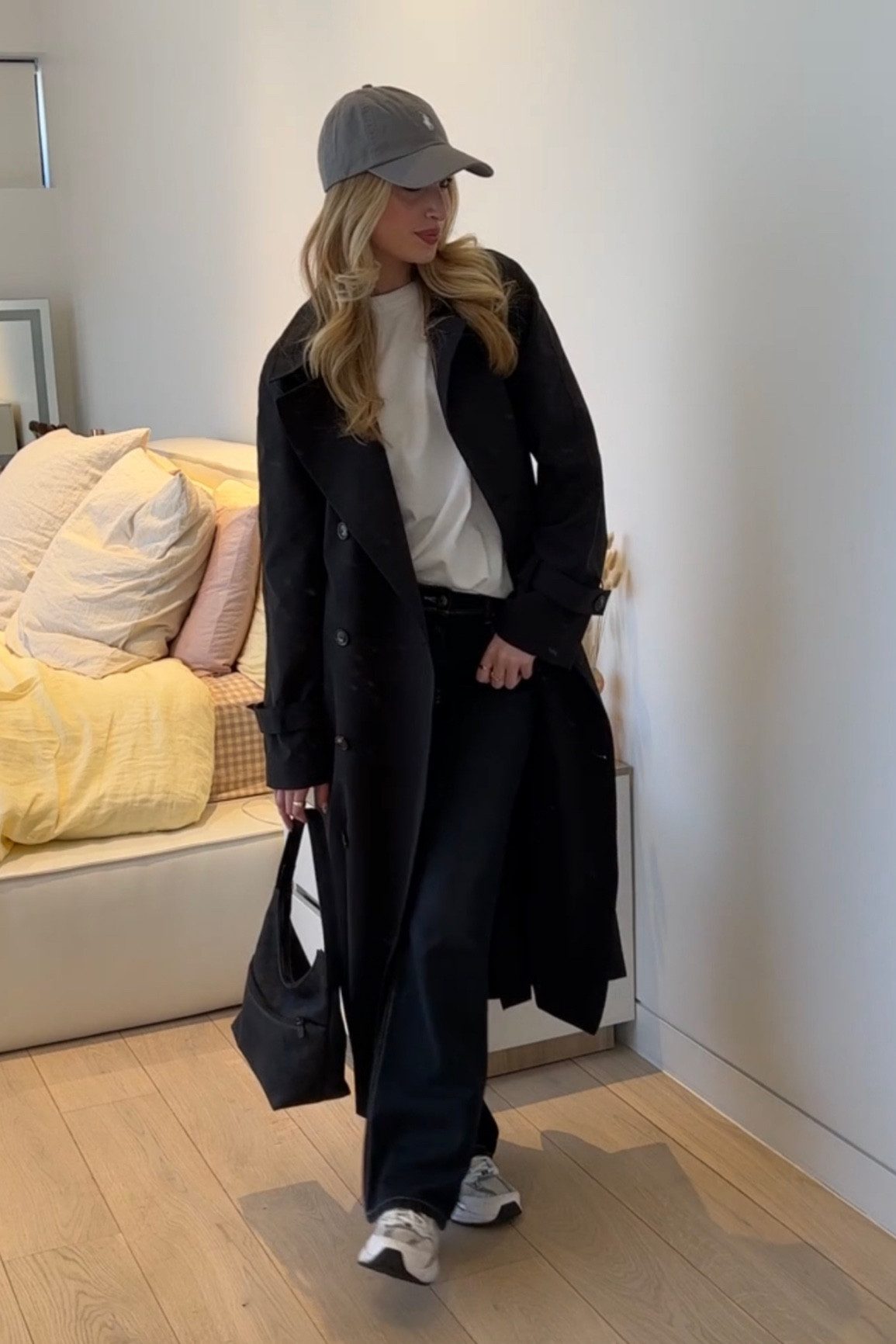 Mondays must Haves 

Trench coat outfit - linked similar alternatives to my trench coat which is old H&M so that you guys can re create this fit🫶🏼

#LTKstyletip #LTKU #LTKshoecrush