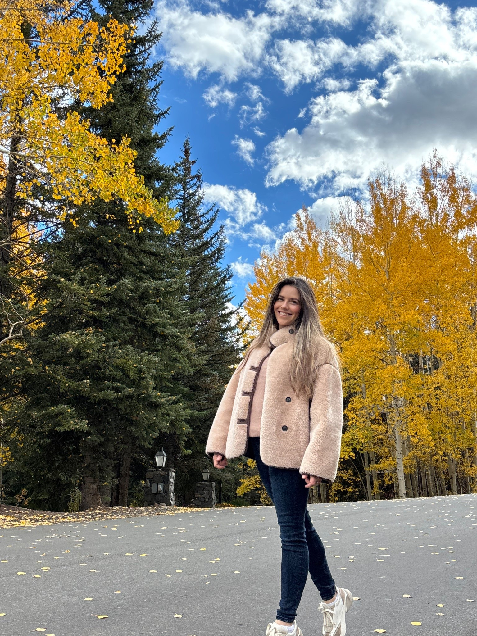 Perfect fall with this jacket! 

#LTKSeasonal #LTKSaleAlert #LTKFindsUnder100