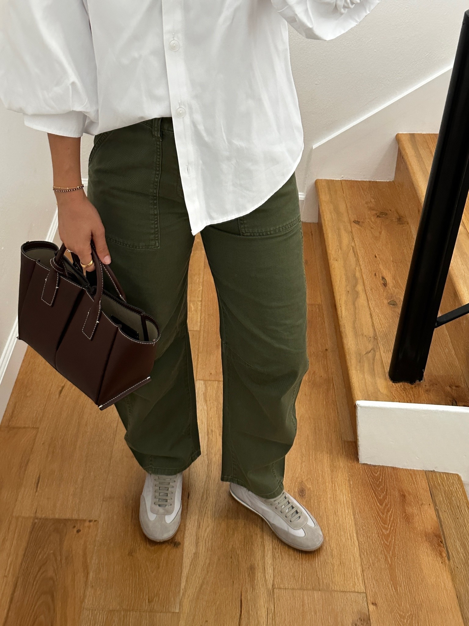 Chic comfy sneakers - go up 1/2 size.

#LTKootd #LTKSeasonal #LTKTravel