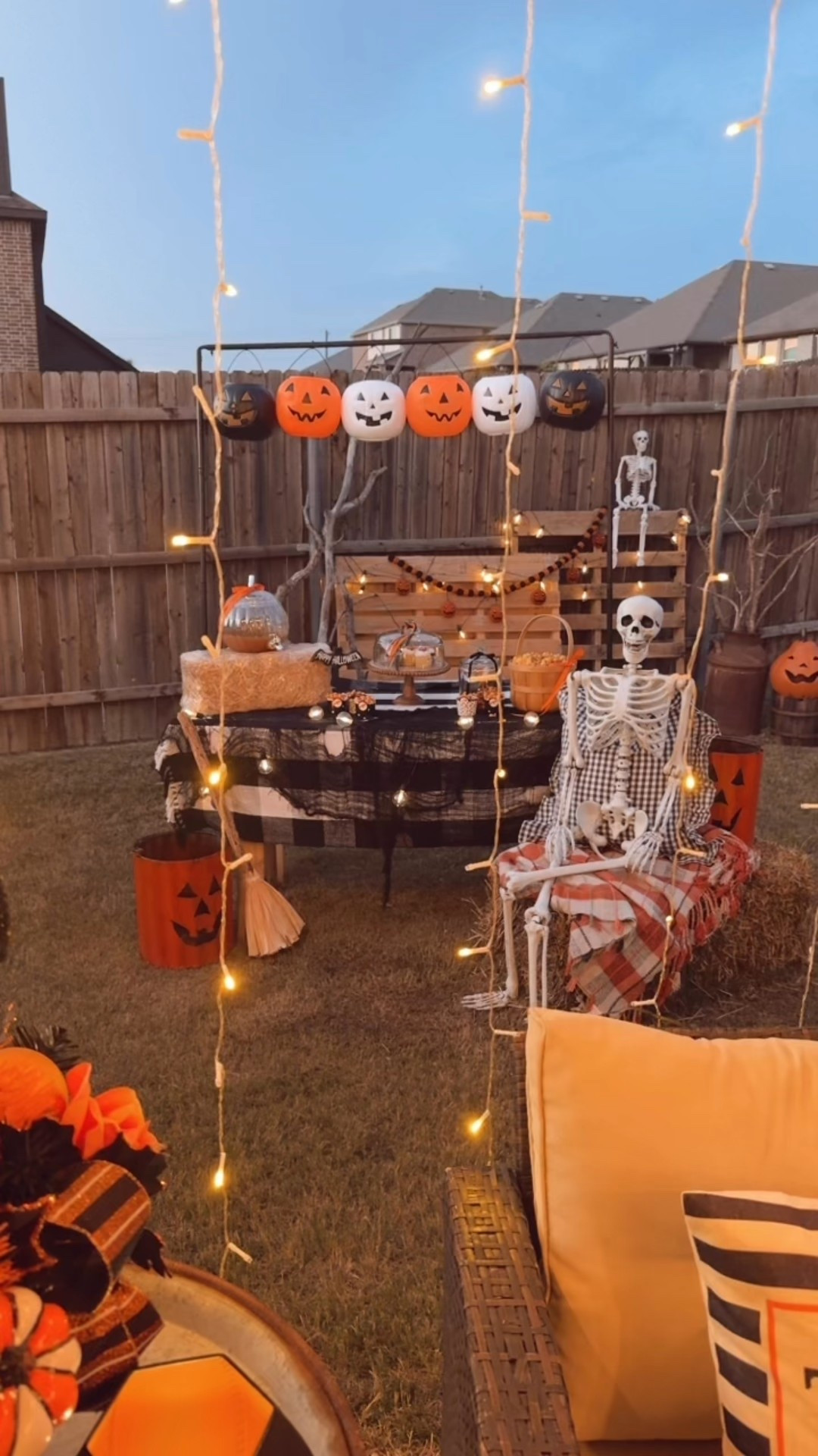 Halloween is here !!! Are you ready ?  These stand is super easy to put up and is adjustable for your table.  #halloweentable #halloweendecorations 

#LTKSeasonal #LTKHoliday #LTKHalloween