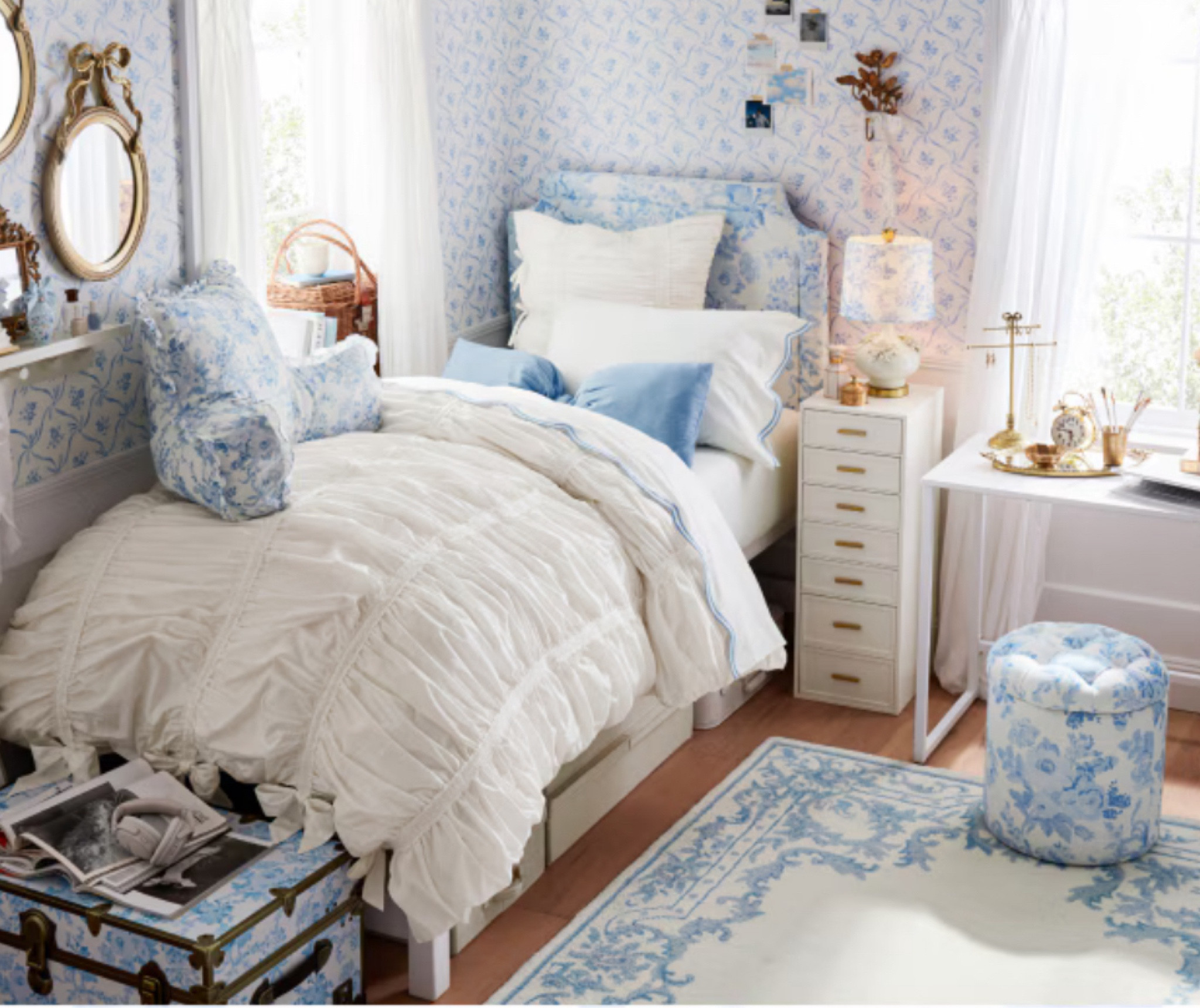 Obsessed with this blue floral bedding by Love Shack Fancy Dorm

#dorm #dormbedding #dormroom #bedding #twinxlbedding #twinxl #bluebedding #loveshackfancy #shabbychic #bluefloral #bowduvet #bowcomforter #teenbedding #dormstyle

#LTKStyleTip #LTKKids #LTKU