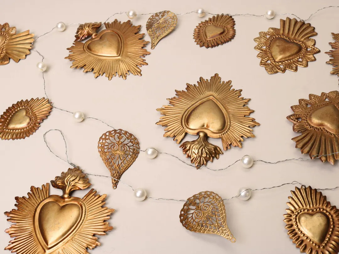 Gold & Wire Multi Heart Garland Decoration With Pearls - Etsy | Etsy (US)