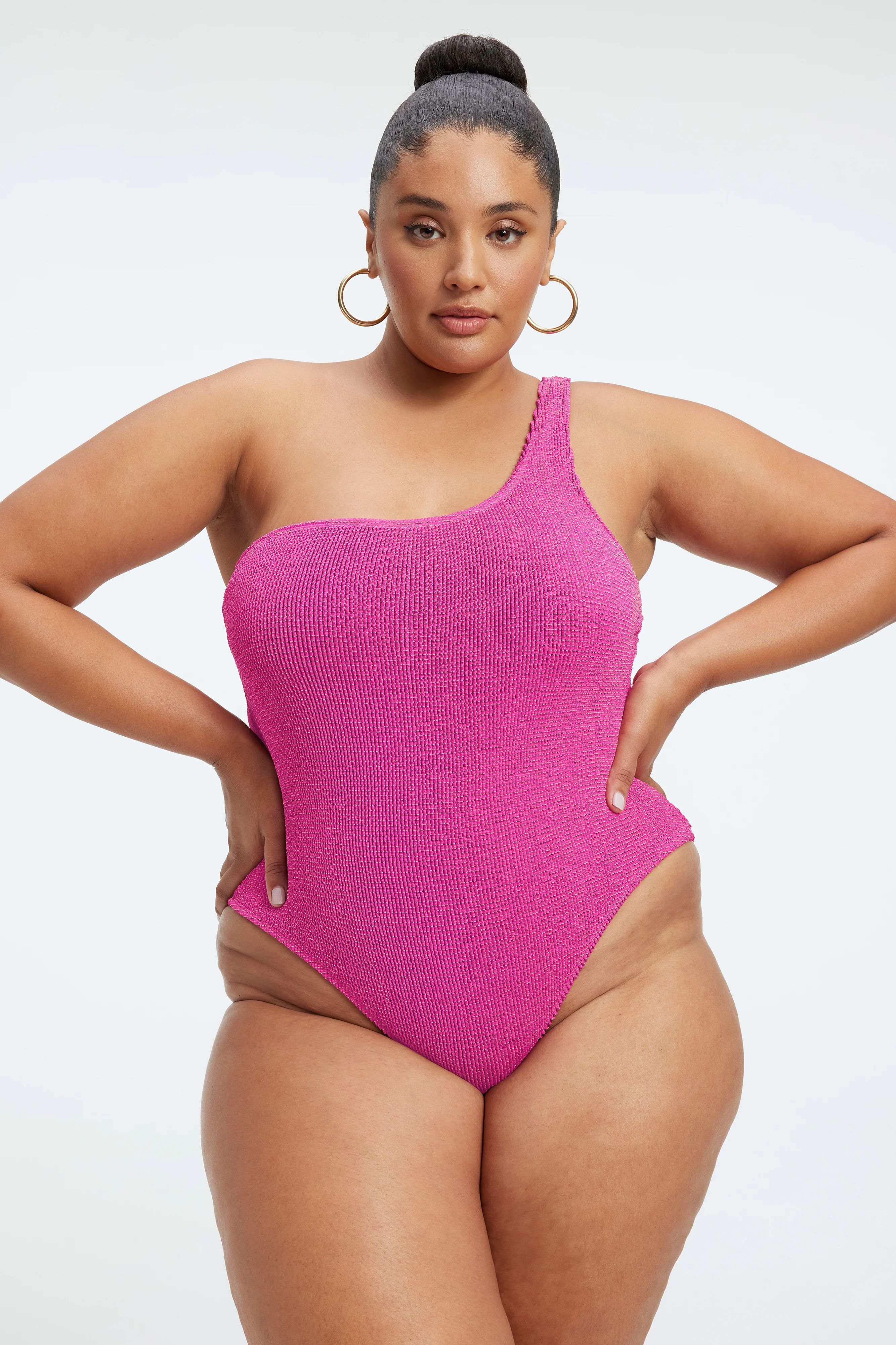 ALWAYS FITS METALLIC SHOULDER ONE-PIECE | FUSCHIA PINK001 | Good American