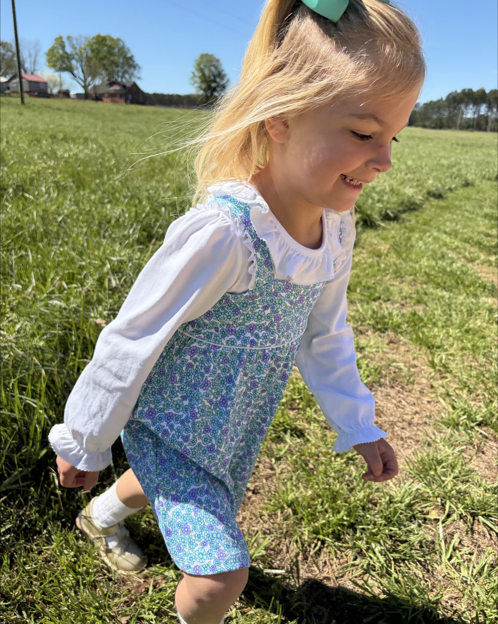 Both of these are 35% off today only with code BLOOM



#LTKKids #LTKSaleAlert #LTKootd