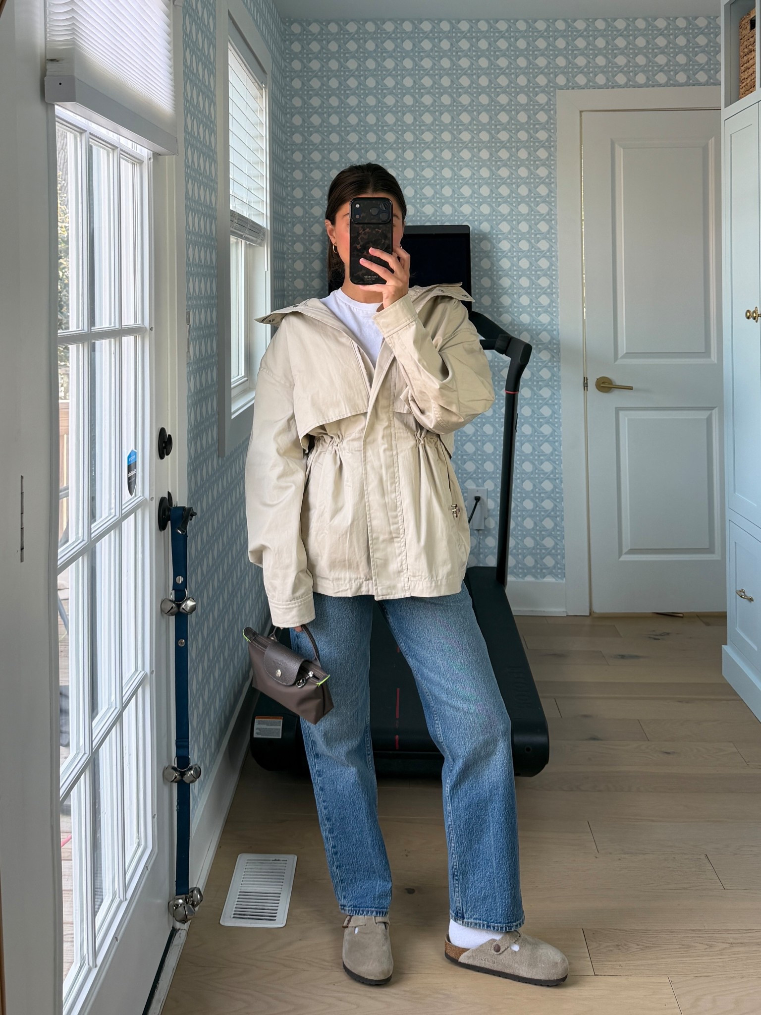 [3/25/26] this cutie transitional jacket for spring is new from @Aritzia and I’ve already had so much fun styling it. Unfortunately it’s sold out online, but linking similar. I am wearing a small, but could’ve sized down to xs.

Denim is a fav pair from @abercrombie 90s straight in high rise, wearing size 26 which are a bit snug. Currently on clearance, but linking other favorite denim styles currently on sale for 20-40% off and then additional 15% with code AFVIVIANE 

#LTKSeasonal #LTKSaleAlert