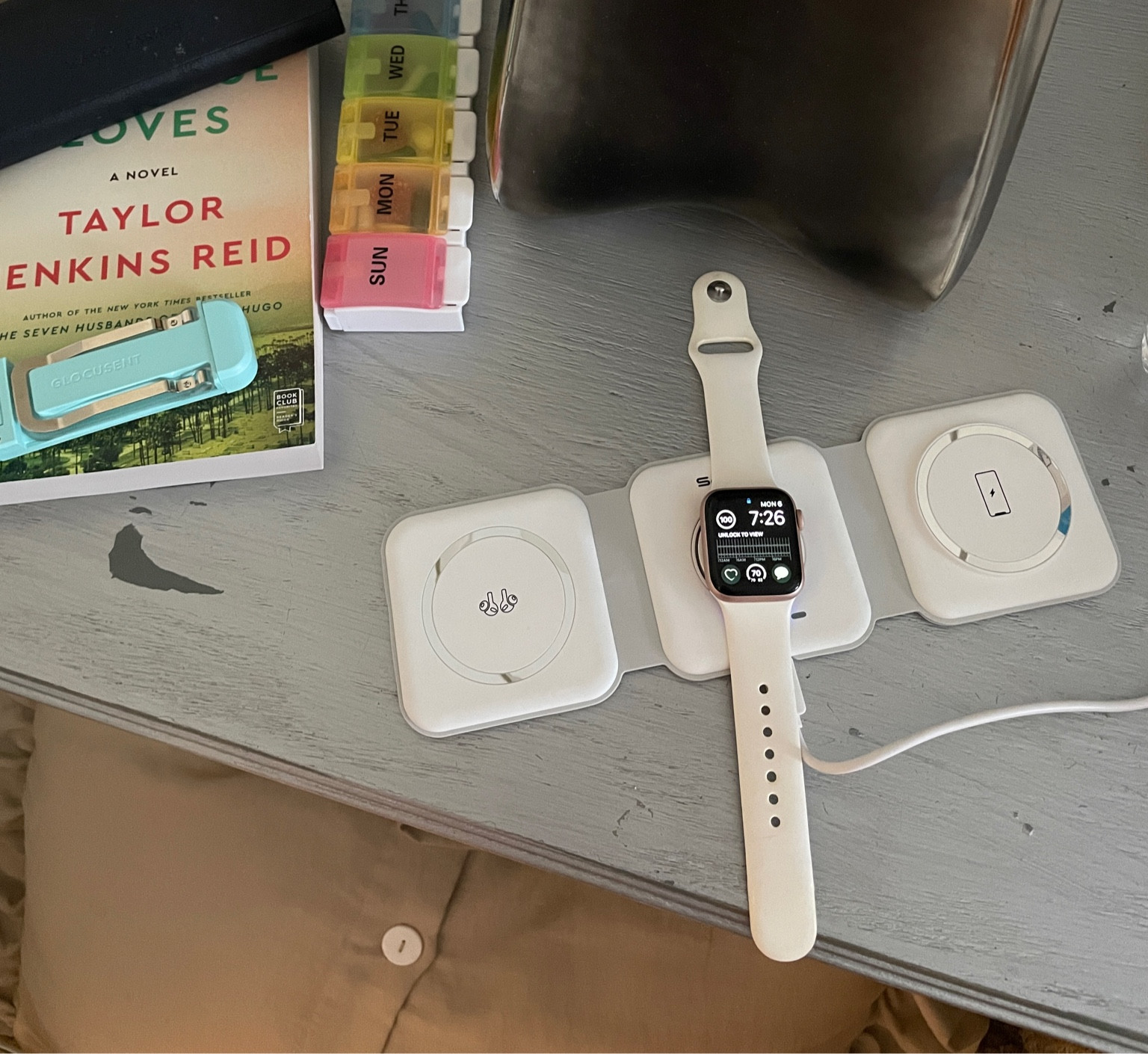 A travel must-have! ✈️ Apple x3 charger!