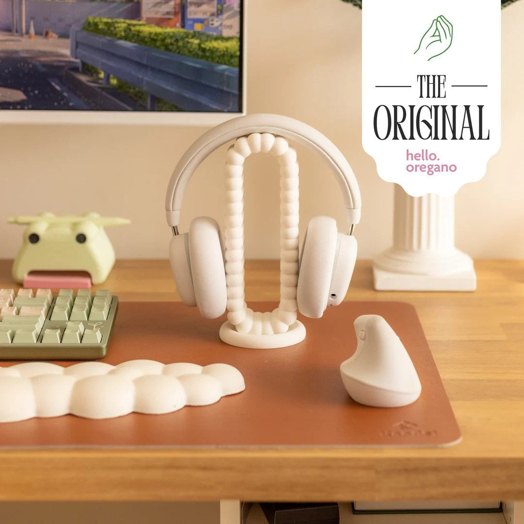 The Cloud Headphone Stand Bring Your Cozy Desk Setup to New Heights - Etsy | Etsy (US)