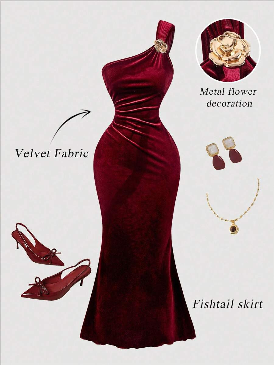 SHEIN MOD Christmas Plus Size Vintage Elegant Women's One Shoulder Metal Buckle Long Dress, Velve... | SHEIN
