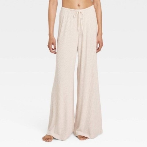 Cozy weather is almost here! These ribbed wide leg loungewear pants are perfect for curling up on the couch with a good book. Relaxed fit and come in several colors. 

#loungewear #cozy

#LTKSeasonal #LTKMidsize #LTKSaleAlert
