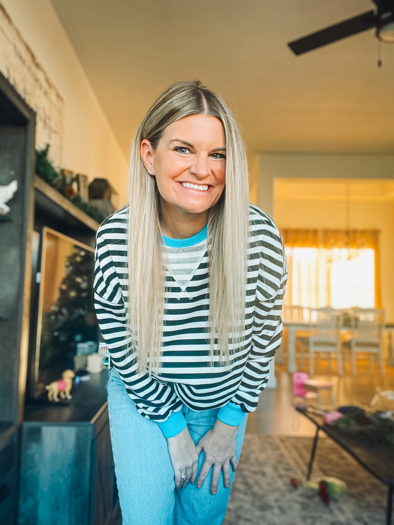 Somewhere between Amazon & Abercrombie.... this top is so good and these are DEF my new fave jeans! Linking my fave color options below and they're soooo affordable. The color looks diff but my color is available when you click the first top below! ✨🔗🤍

The best tip! If you click follow and subscribe you'll get alerts when things that you heart drop in price and restock! 😱❤️👏🏼👏🏼🔥💯  See you over there!!! https://www.shopltk.com/explore/thecattlerancherswifeshops 