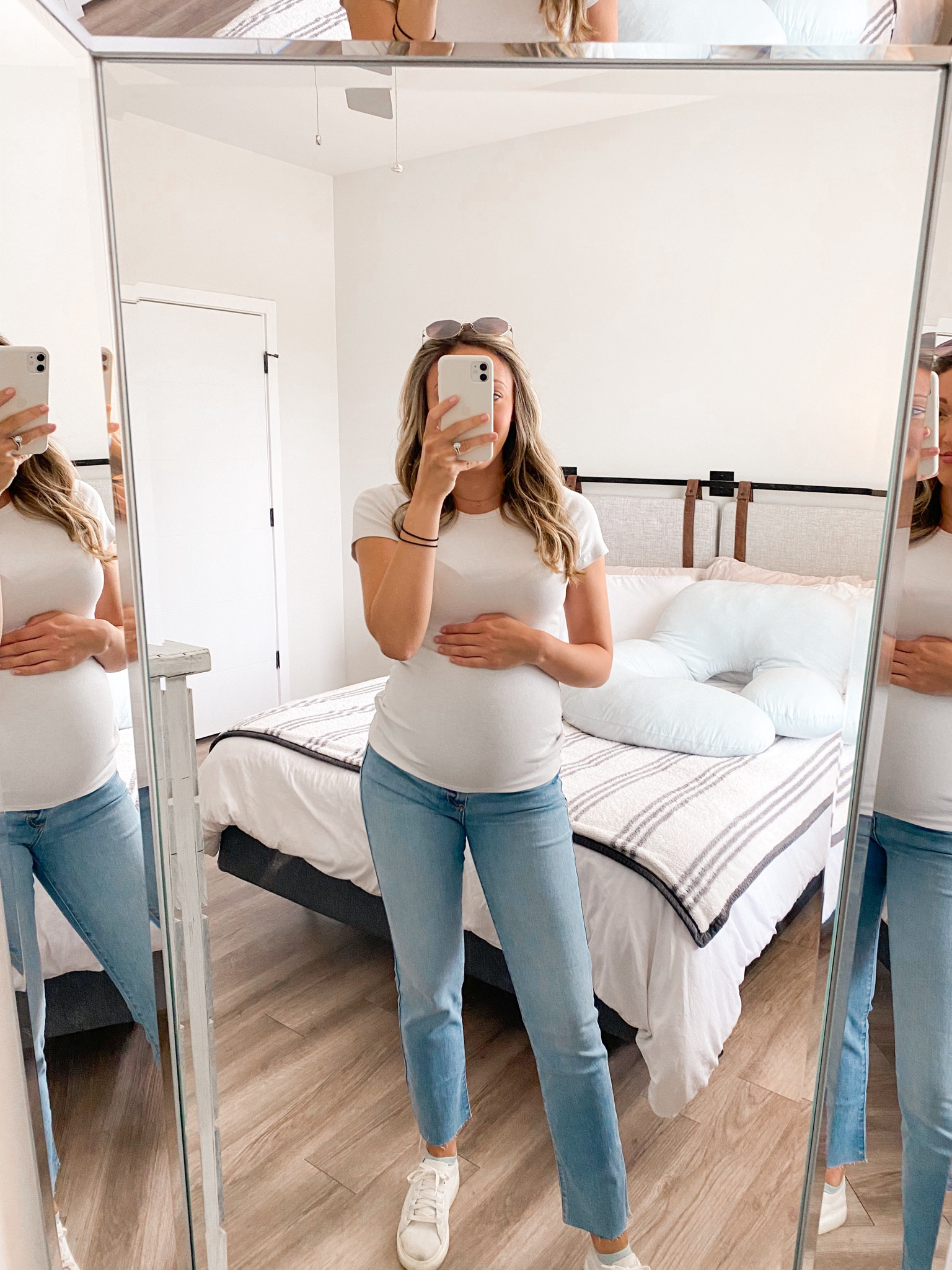 The CUTEST maternity jeans!!! 



#LTKBump