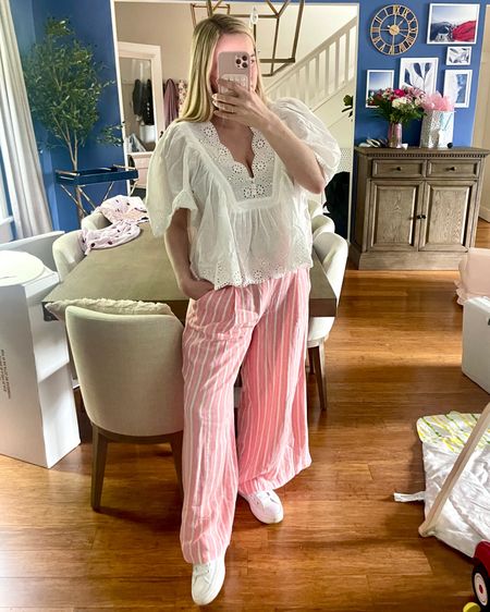 Sale alert ! Spring OOTD - perfect toddler mom or postpartum mom fit- it’s trendy but so comfy! Top comes in a ton of colors.  Both the blouse and pants fit true to size / pants are on sale today!
- 
-
Free people top - aerie pants - aerie sale 

#LTKStyleTip #LTKSaleAlert #LTKMidsize