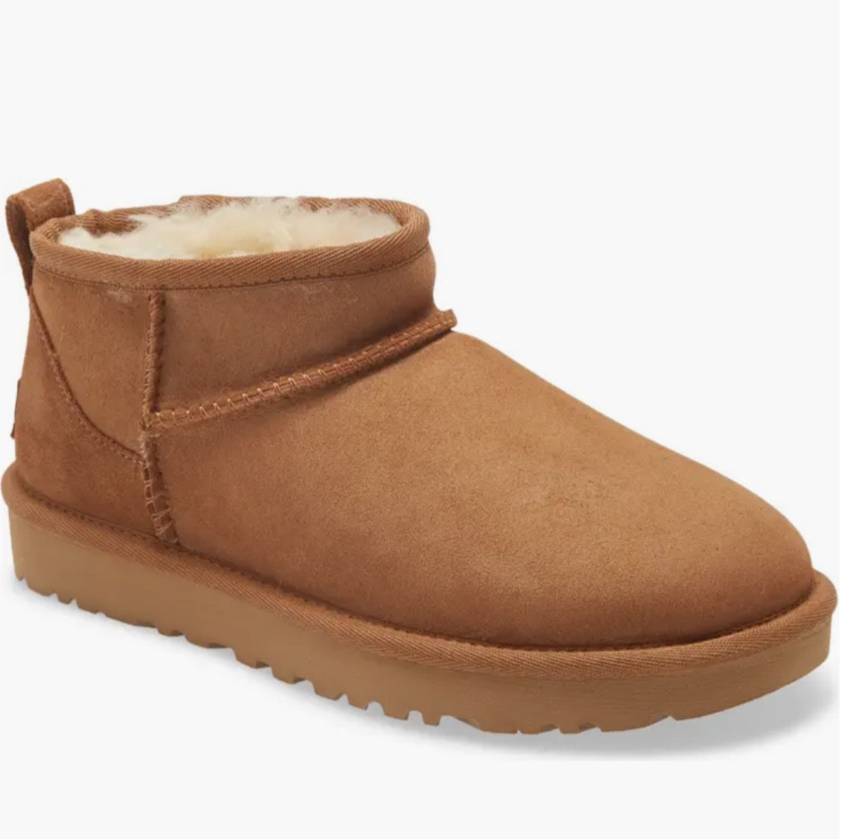 Ultra Mini Uggs 🫶🏻

#LTKshoecrush #LTKGiftGuide #LTKSeasonal