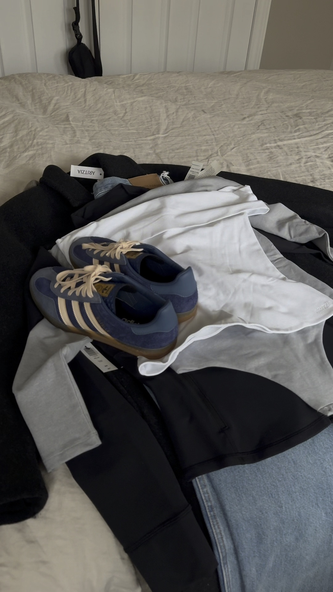 black friday sale on at aritzia until monday 🫶🏼

#LTKsale #LTKstyletip #LTKcanada