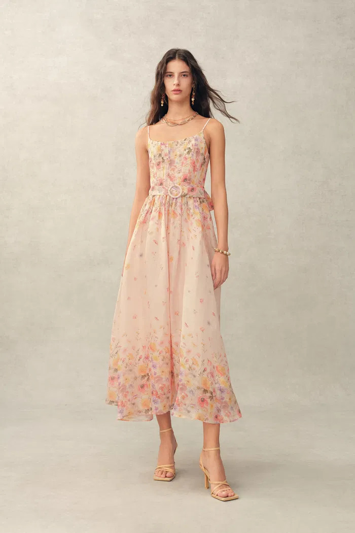 Fliederfarbenes, handbemaltes, gebl\u00fcmtes Kleid mit gerafftem Taillenba | Fabrique