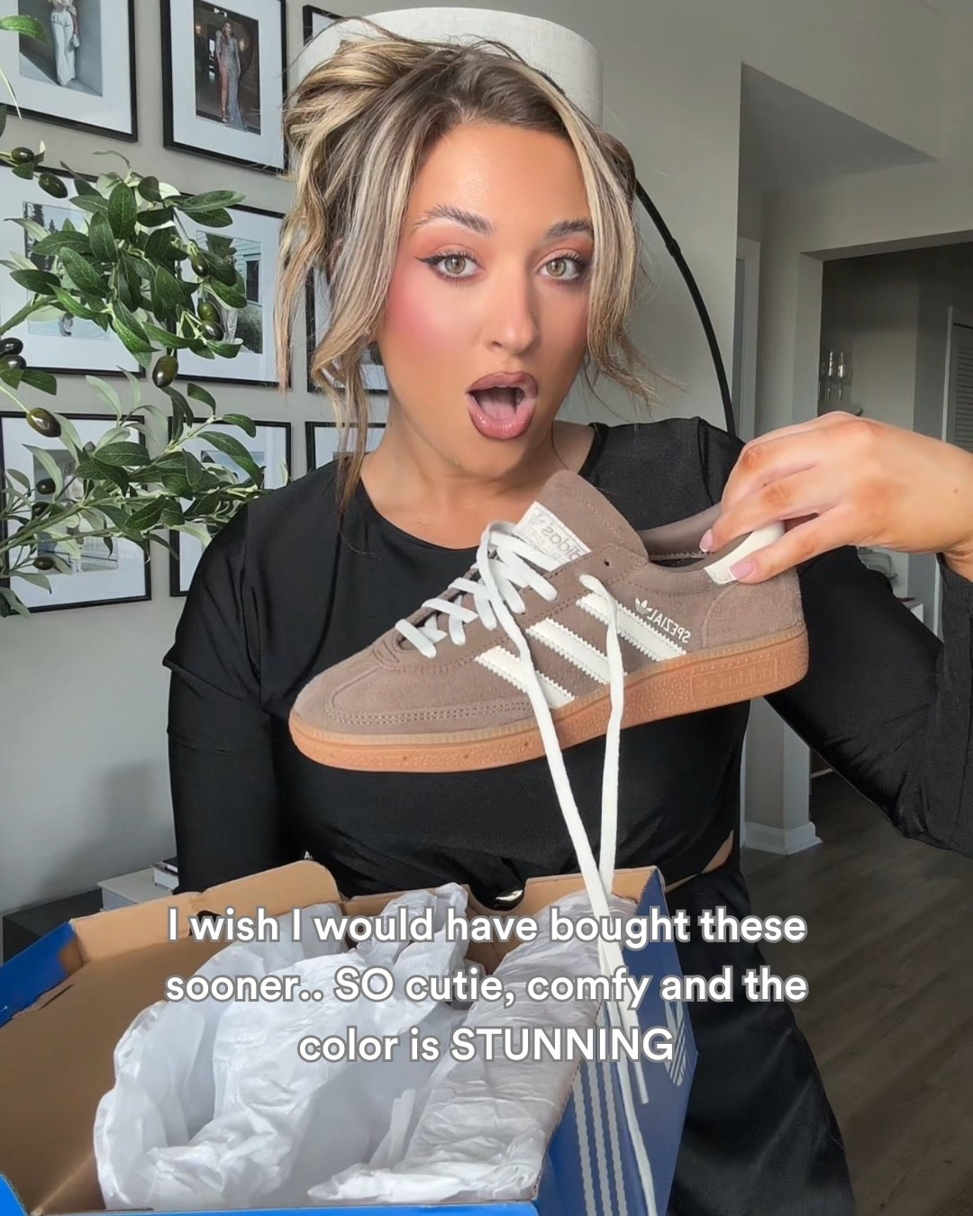 Your ultimate fall accessories guide is here 🍁✨ Think neutral handbags, statement boots, and timeless pieces you’ll wear on repeat. Shop my LTK fall haul for affordable, chic finds that look luxe! 