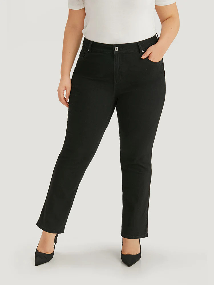 Solid High Rise Black Wash Jeans | Bloomchic