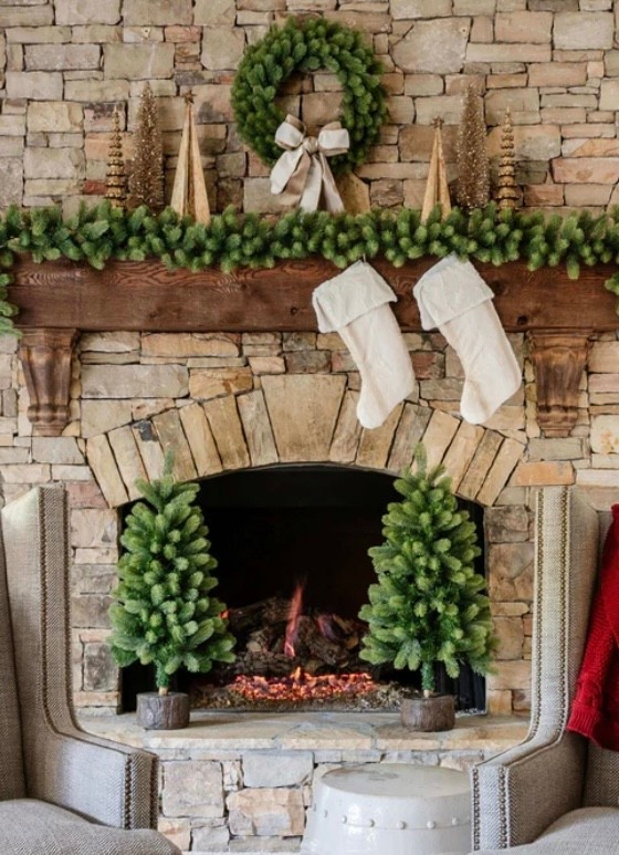 King of Christmas 4 Piece Set with Warm Lights On Sale!

#LTKHoliday #LTKHome #LTKSaleAlert
