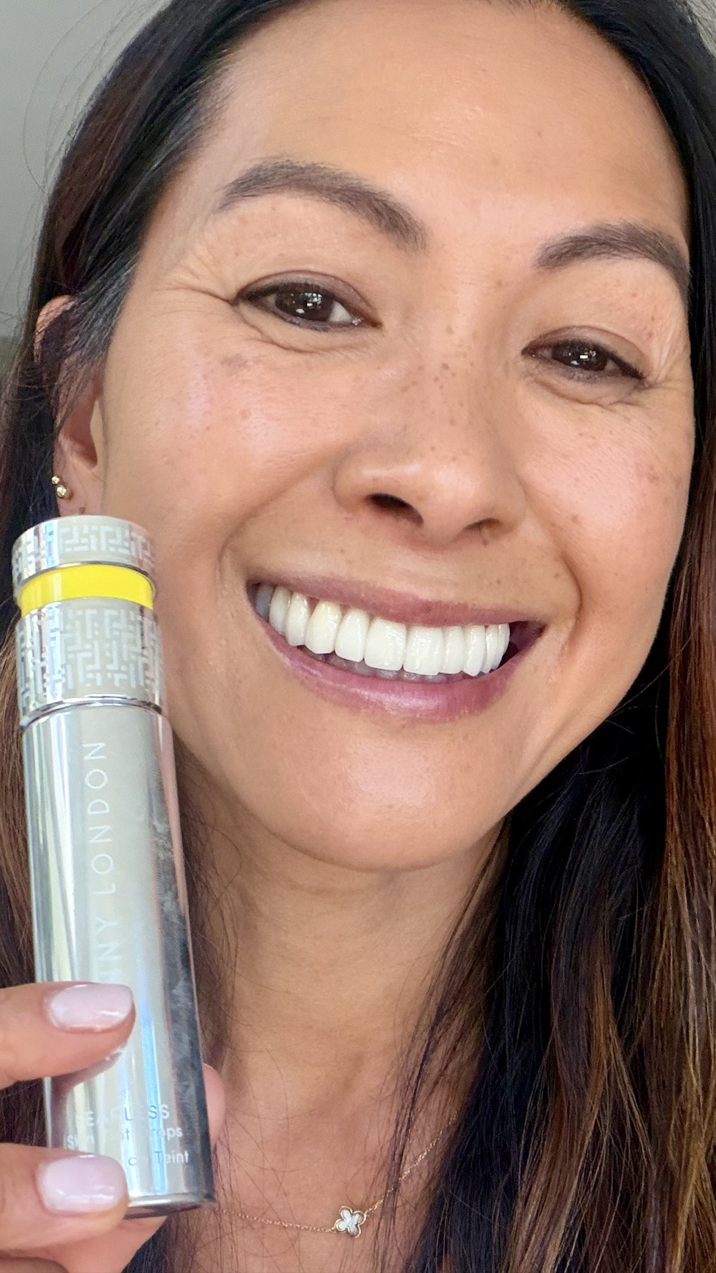 AD If traditional foundation settles into fine lines and makes your skin look older, you need to try this! Meet @trinnylondon FEARLESS Skin Tint Drops. Medium, luminous coverage that blurs redness, pigmentation and hormonal breakouts—without looking cakey or heavy. Packed with skincare-loving niacinamide and squalane, it’s made with changing 40+ skin in mind. Coverage that looks like skin… and doesn’t age you. I’m in 💛 #TrinnyLondon I use shade MAZ16NW