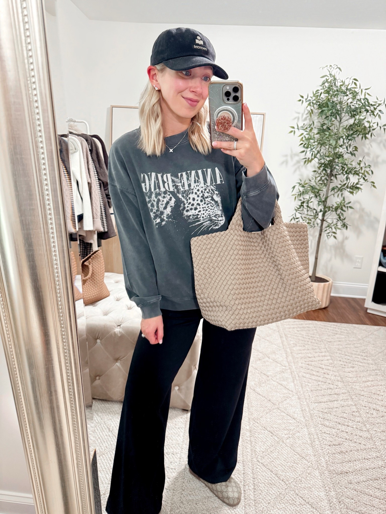 ✨Grabbed my favorite splurge worthy sweatshirt in this new leopard 🐆 and GOOD NEWS, it’s 40% OFF!! 🎉 I wear size medium in this specific style so it’s a little oversized! My new favorite wide leg leggings are also 50% OFF! 👏🏻 Shop everything via the 🔗 in my bio!

Sweatshirt + leggings size medium, bag size medium (color:cashmere)

Anine Bing, Shopbop sale, Christmas gifts, Naghedi 

#LTKStyleTip #LTKPetite #LTKSaleAlert