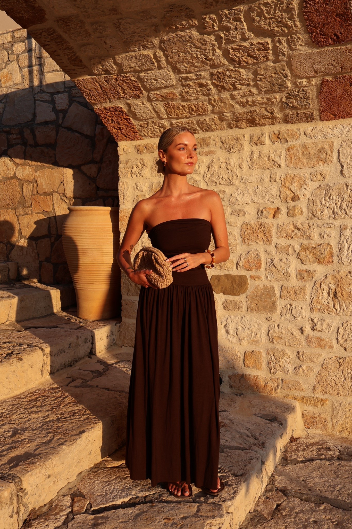 Golden hour & a little brown dress 🤎☀️

#LTKeurope #LTKsummer #LTKdatenight