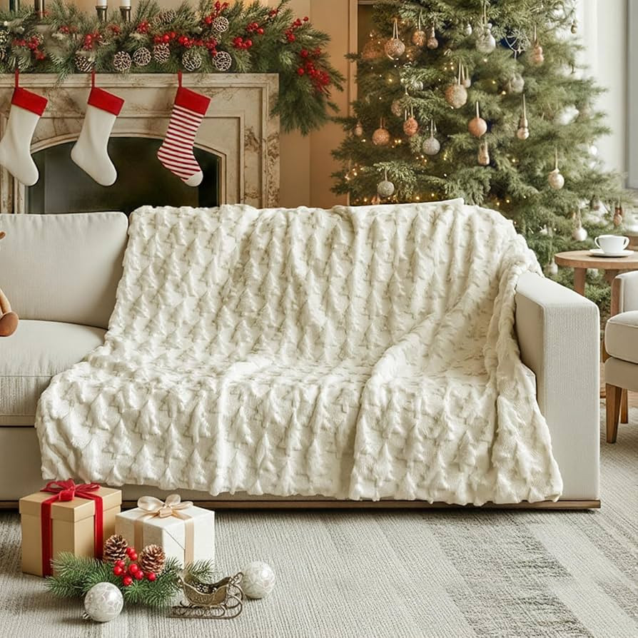 Horaldaily Christmas Blanket Throw, Beige Christmas Tree Soft Fuzzy Plush Faux Fur Cozy Blankets ... | Amazon (US)
