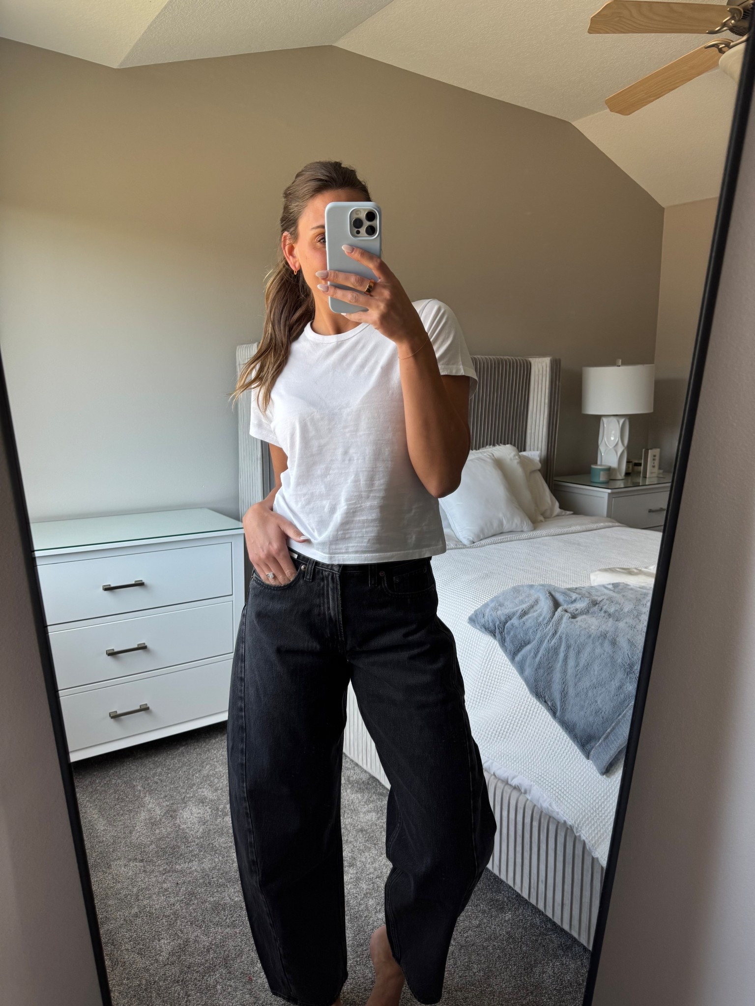 Basic white tee + barrel jeans > 

#casualoutifts #abercrombiejeans #springoutfits #springfashion

#LTKWorkwear #LTKStyleTip #LTKSaleAlert