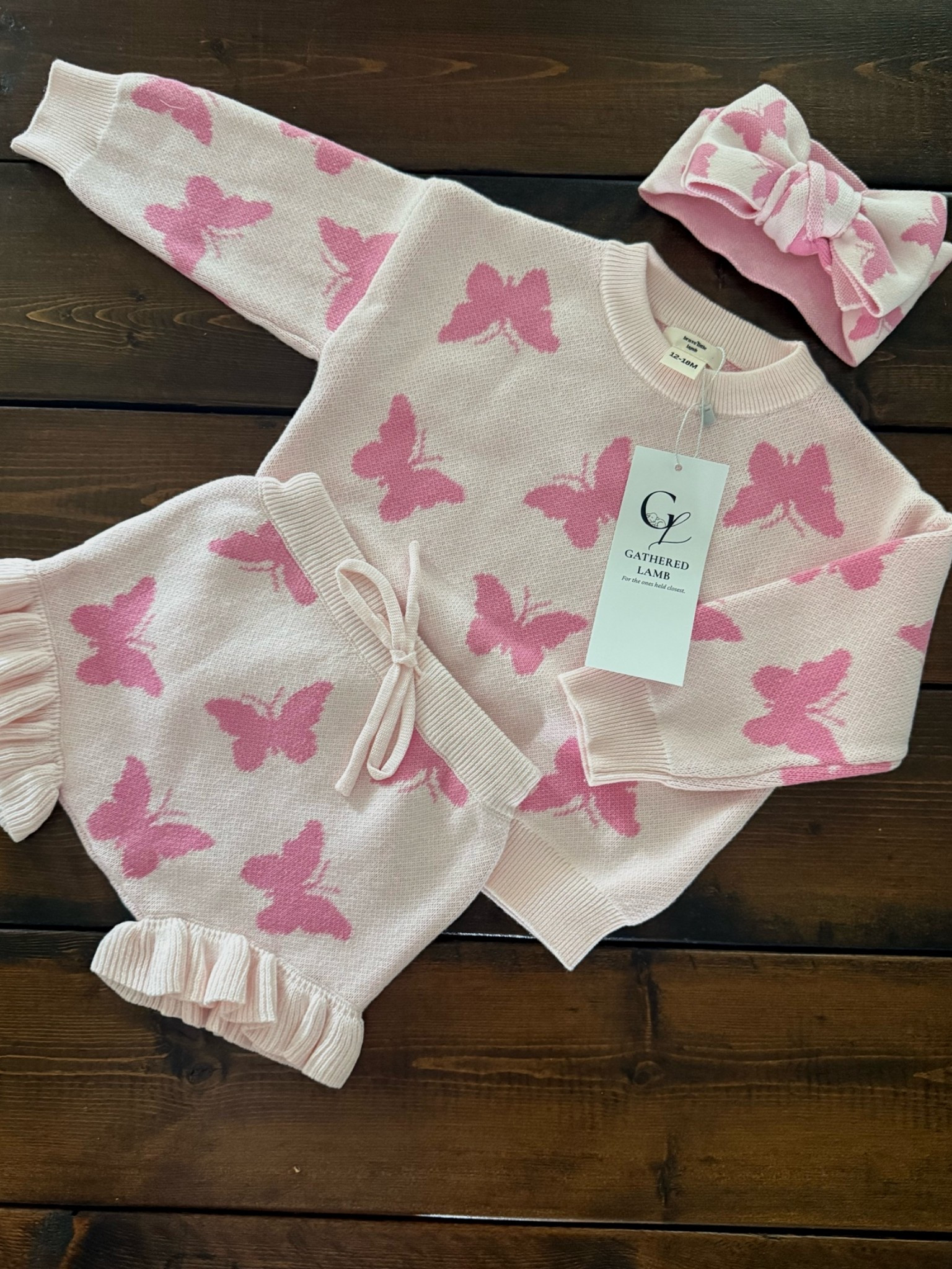Crying from the cuteness! I can’t wait until Clara can fit into this set from Gathered Lamb. 100% cotton and incredibly comfy. #ad #sponsored