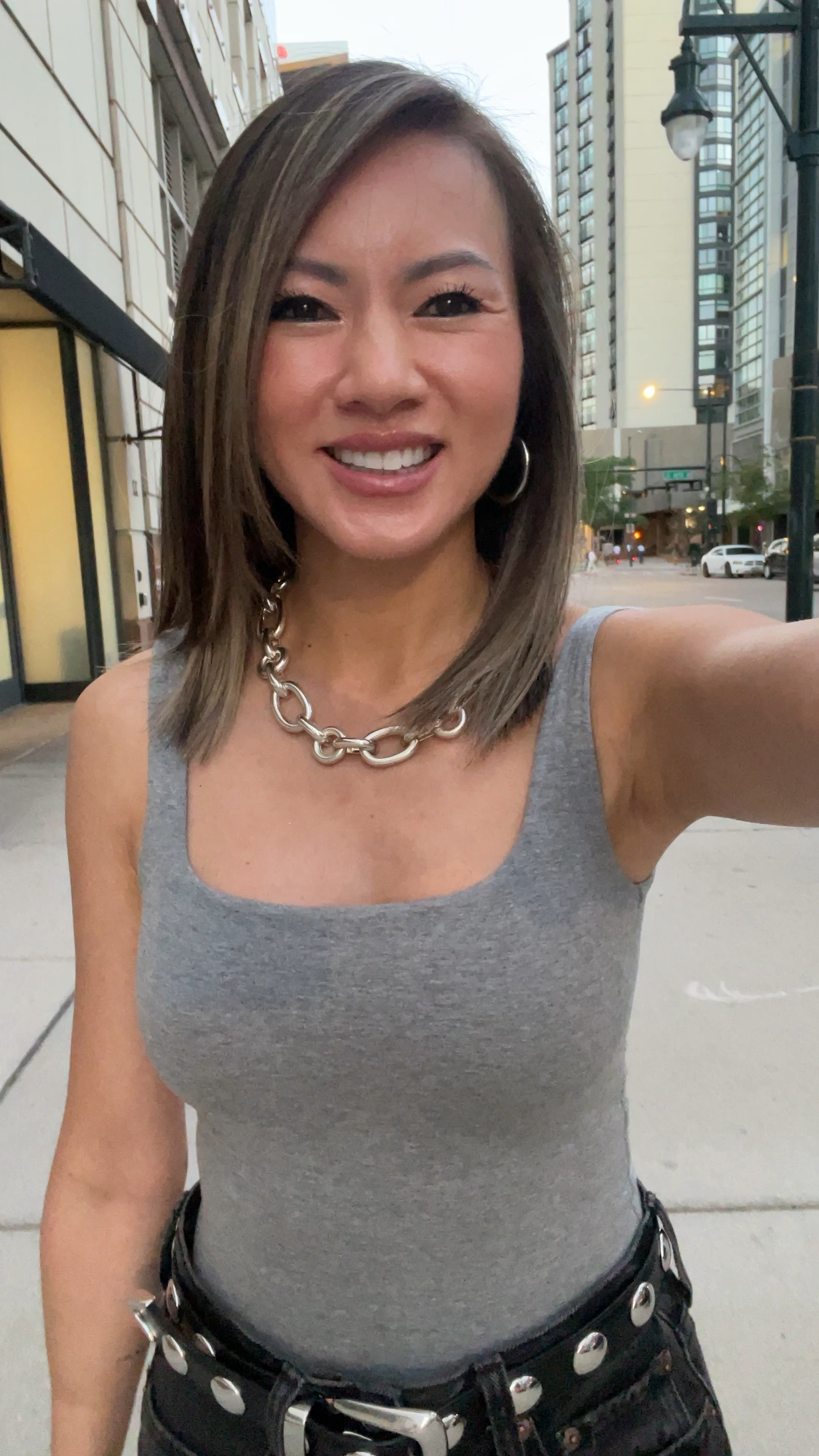 What I wore for my hair appointment ✨ Been wearing these subtle barrel jeans nonstop, styled with one of my favorite bodysuits, earrings, chunky sterling silver necklace (it’s on sale for 20% off right now for a limited time), statement belt (this Khaite Benny belt is so good!! Sharing a similar version for less for you), and metallic silver Adidas Samba. 

Casual outfit, summer outfit, fall outfit, bodysuit, barrel jeans, jeans, hoop earrings, chunky statement necklace, sterling silver necklace, sale, Adidas Samba, Adidas sneakers, statement belt, Khaite Benny belt, The Stylizt 



#LTKSaleAlert #LTKFindsUnder50 #LTKFindsUnder100