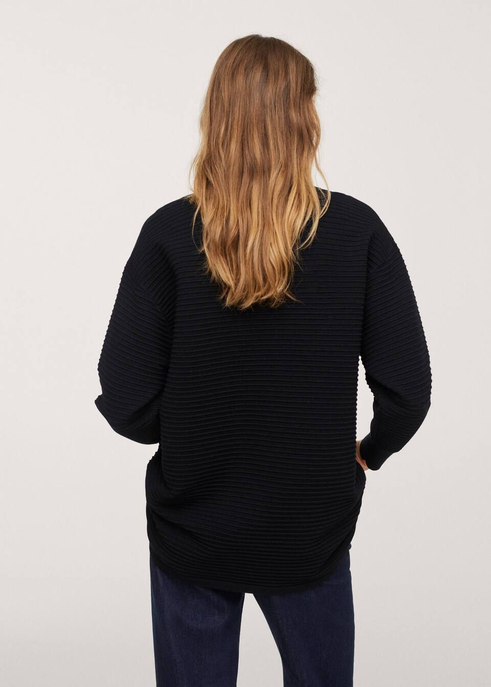 Search: Oversized knit sweater (24) | Mango USA | MANGO (US)