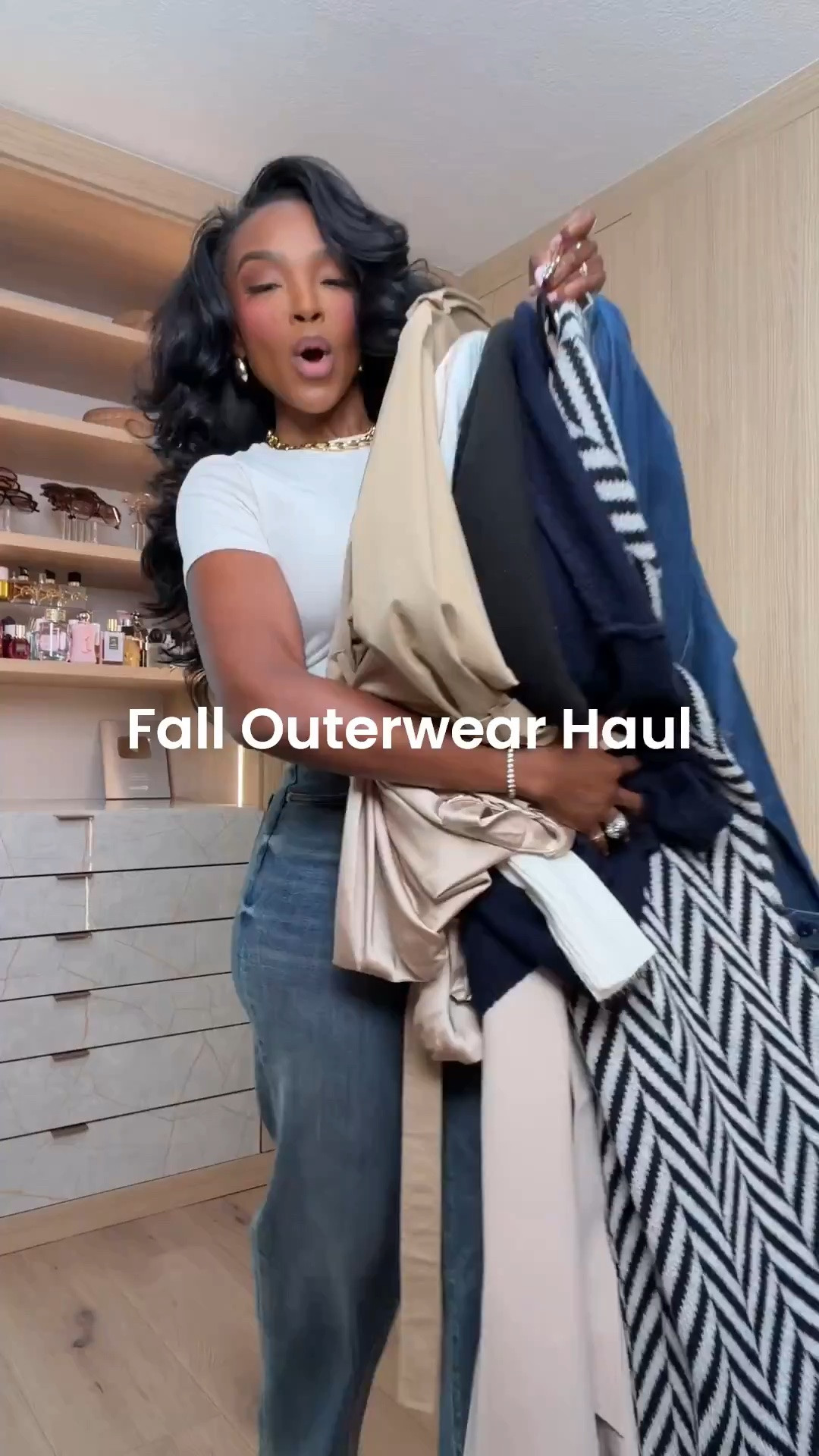 Scroll to shop! ✨ Lightweight fall coats and jackets you can start wearing now without overheating. These are the easy layers that make a basic outfit feel polished while helping your wardrobe transition into cooler weather.

Wearing: Size Small/4 | 5’4” | 140 lbs | 34D-27-40

📱 Download the free LTK app and follow @kirasfashionfinds to shop all my daily finds.

#LTKootd

#LTKPetite #LTKgrwm