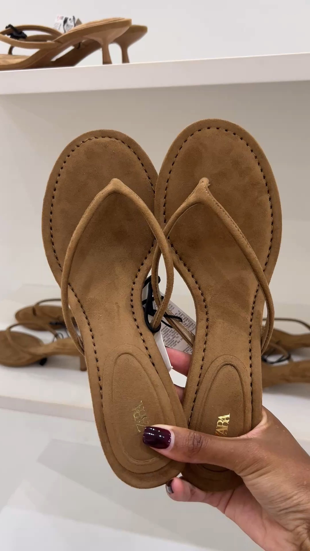 Super comfy suede kitten heels😏 

#LTKFindsUnder50 #LTKShoeCrush #LTKStyleTip