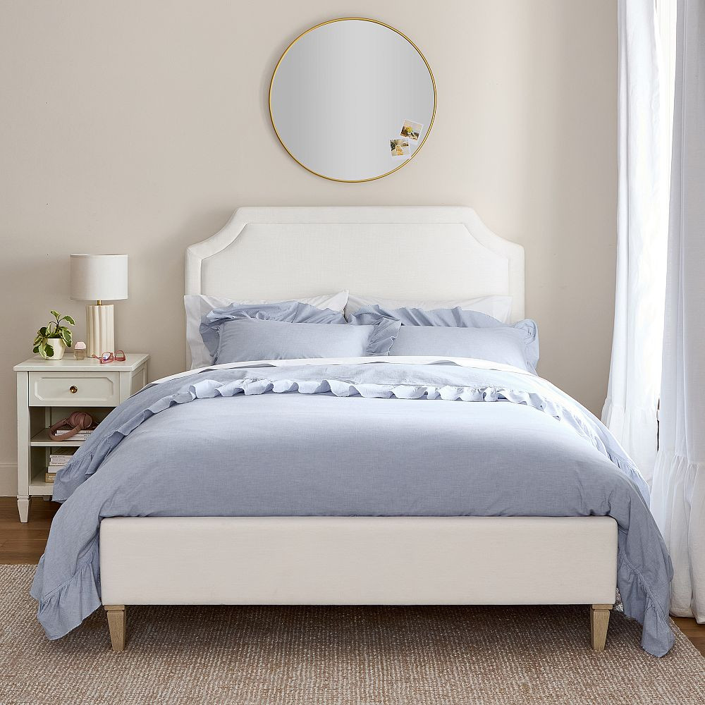 Auburn Tufted Upholstered Classic Bed | Pottery Barn Teen