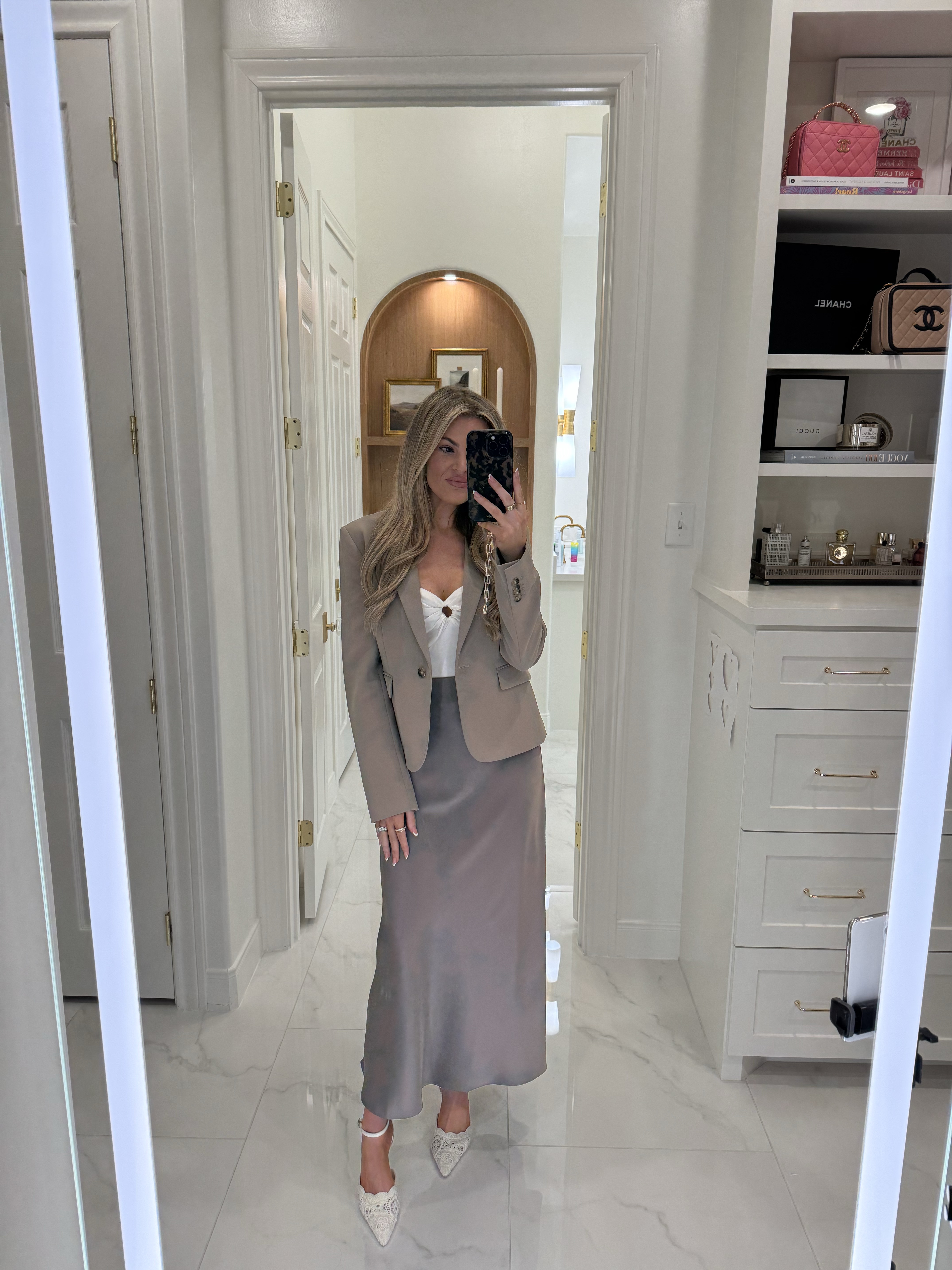 love this satin skirt and blazer together! this is more of a dressy feel but you can always take the blazer off and pair with a cardigan!  (wearing a size 2 in blazer and size 4 in skirt) 

Aritzia, classy pieces, matching trouser set, neutral set, work outfit, dressy outfit

#LTKFindsUnder100 #LTKSeasonal #LTKFindsUnder50
