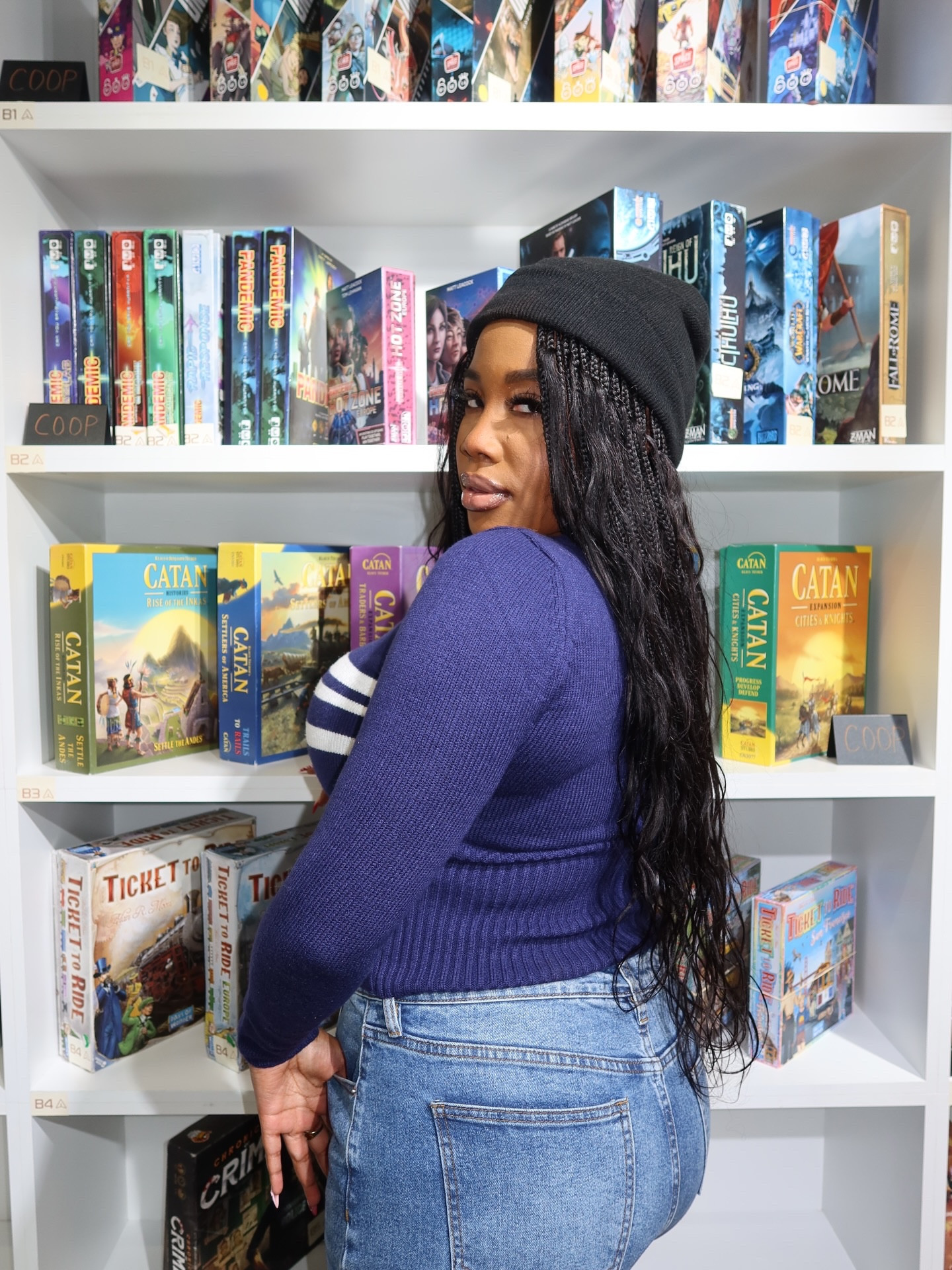 i can’t help it, i love being an adventurous girlie 🤭💙 #stylebyemmanuela 

ps: you can’t tell me the @canoncanada g7xiii wasn’t worth it?!!! raw photos. no edit at all 📸🤤

outfit deets ⬇️
sweater: @missguided x @shein_ca (🔗 on my LTK)
jeans: @fashionnova 
jacket: @zara 
shoes: @stevemaddencanada 
.
.
.
#torontoblogger #torontorestaurants #torontolifestyleblogger #ltkholidaystyle

#LTKholiday #LTKdatenight #LTKcanada