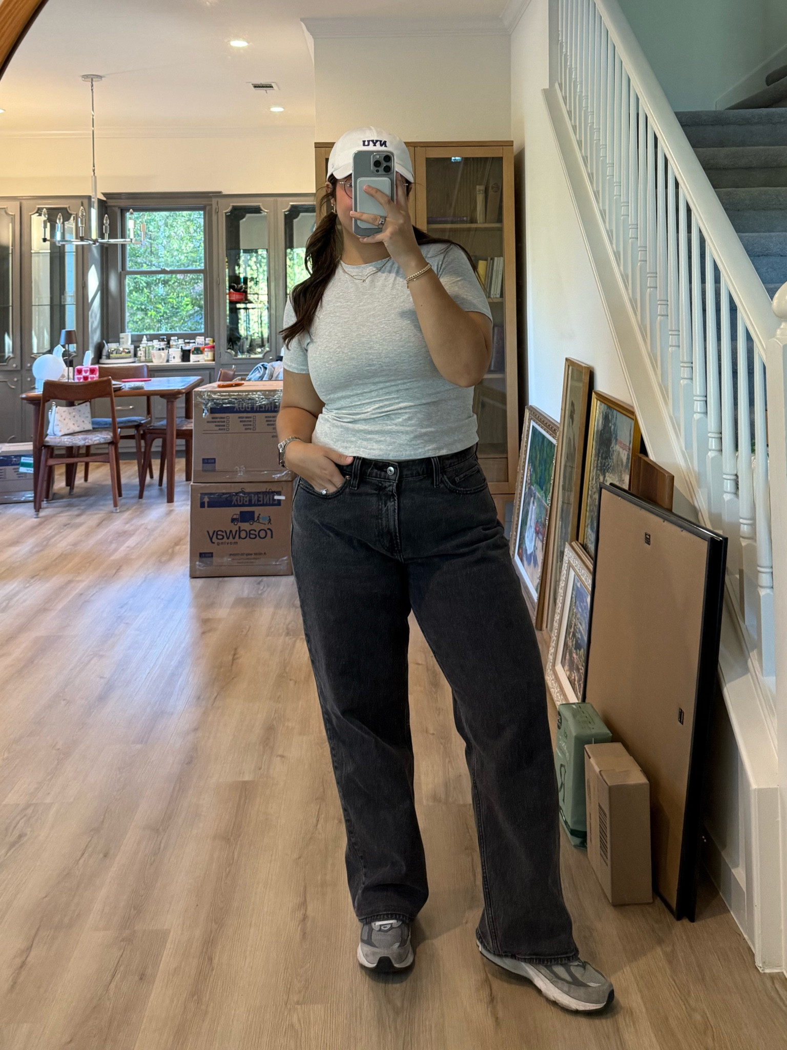 Size large shirt, 30 short jeans

#LTKSeasonal #LTKHoliday #LTKMidsize