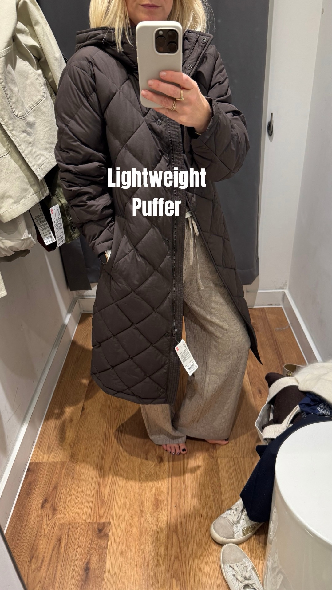 If you’re after a lighter weight puffer that isn’t quite so puffy and large then I’d recommend you look at this one! 

It’s part of the Puffertech range so lots of clever creatures/technology. 

Is much lighter and neater than their seamless down range so doesn’t feel as bulky but still nice and warm

Can cinch in at the back thanks to the internal toggles to create waist shaping 

Comes in other colours 

Wearing xs but would usually take XXS which is only available online 



#LTKuk #LTKwinter #LTKautumn