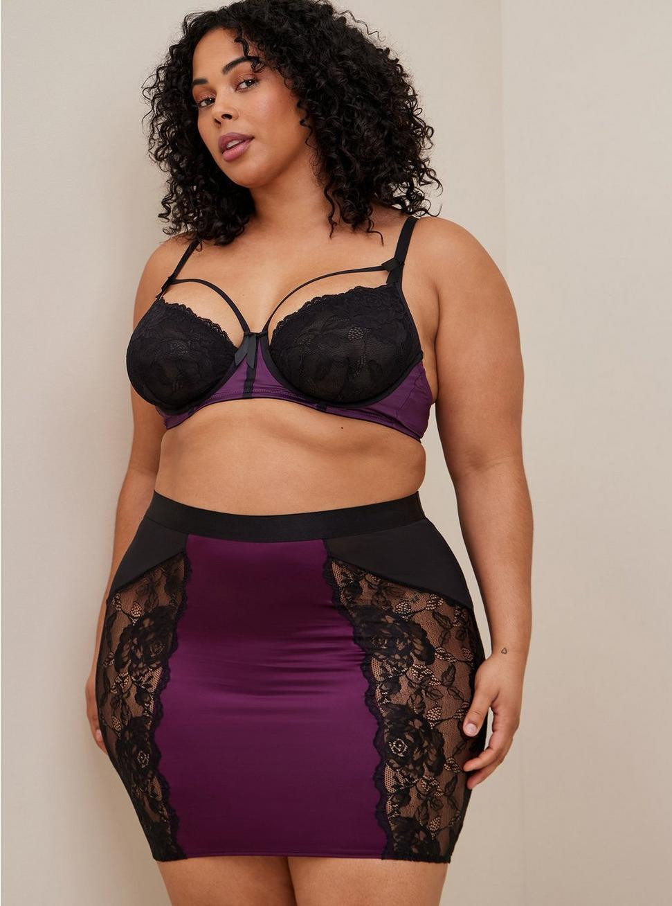 Satin And Lace Retro Slip Skirt | Torrid (US & Canada)