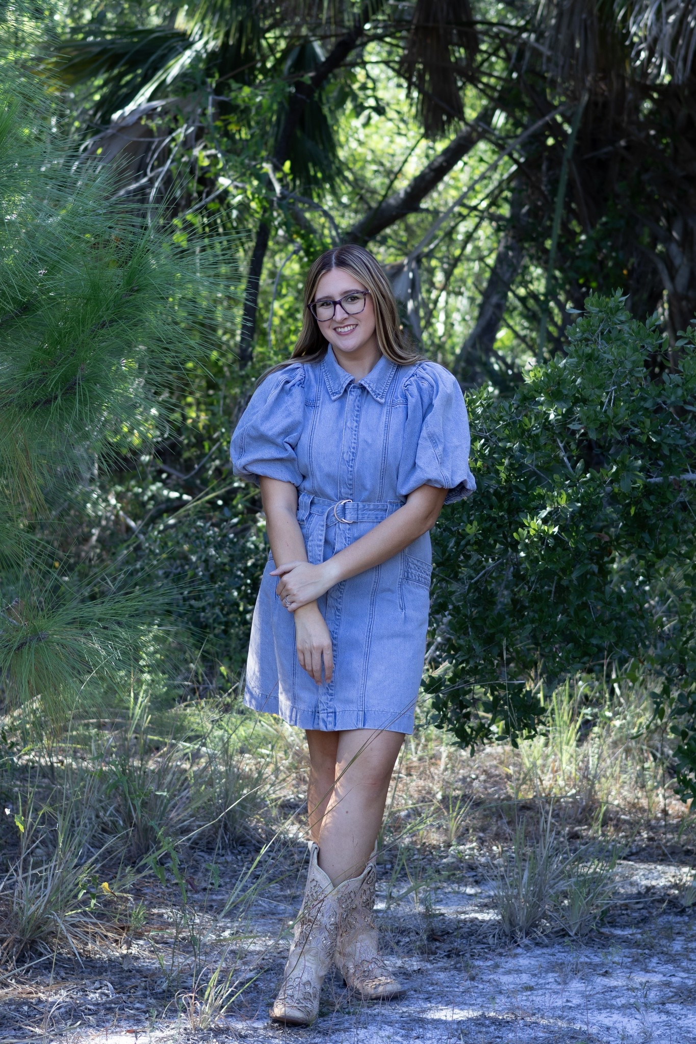 Loving this denim dress for fall/winter family photos! 

#LTKStyleTip #LTKSeasonal #LTKWorkwear
