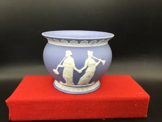 Small Wedgewood Jasperware Vase | Etsy | Etsy (US)