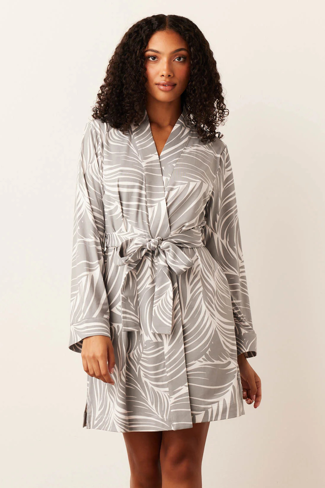 Meadow Classic Short Robe | Whisper | MASONgrey