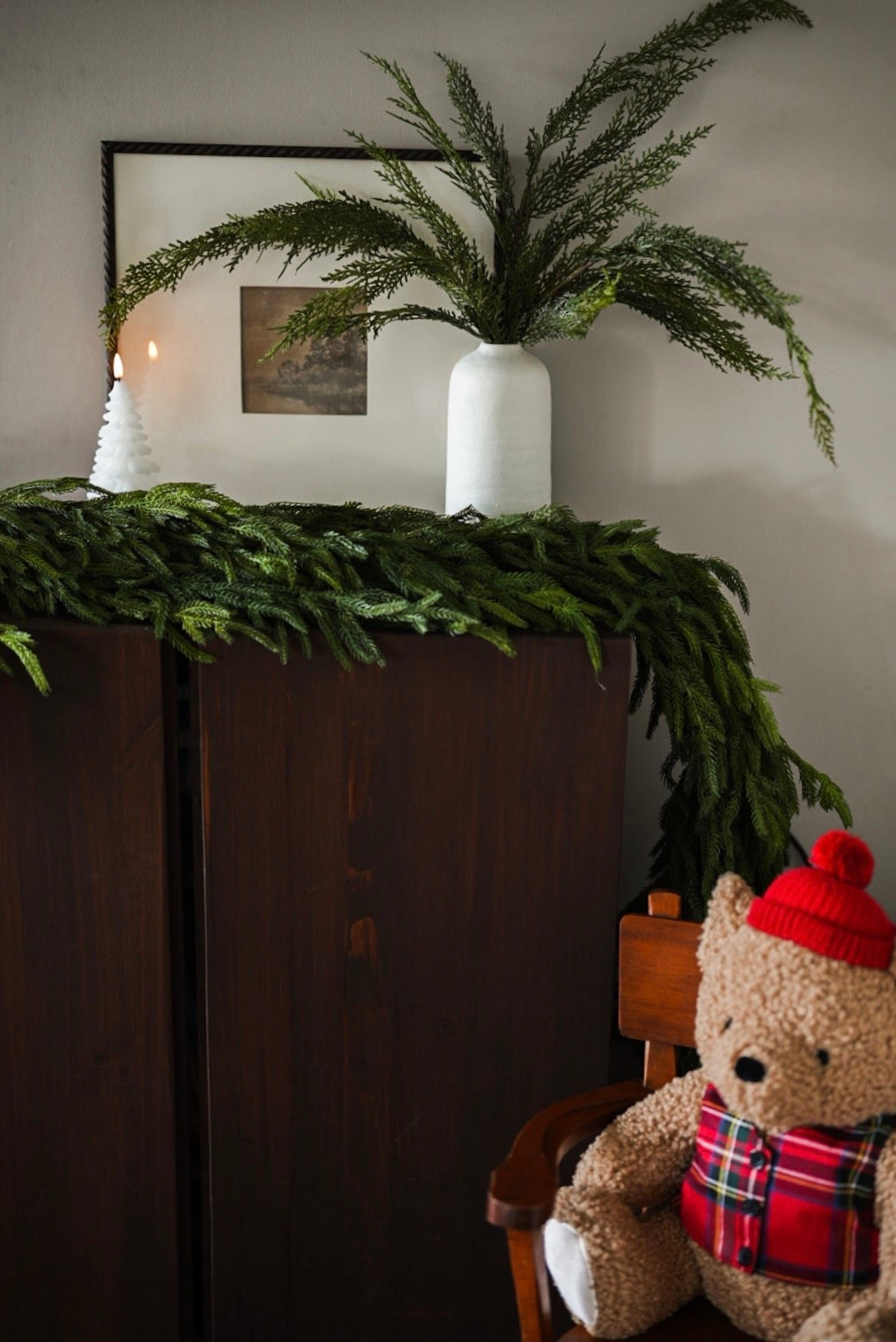 Cozy Christmas Sideboard 


•Christmas •Christmas 2025 •Christmas decor •holidays •neutral Christmas •organic modern Christmas •Ralph Lauren Christmas •traditional Christmas •cozy Christmas 

#LTKHoliday #LTKSeasonal #LTKHome