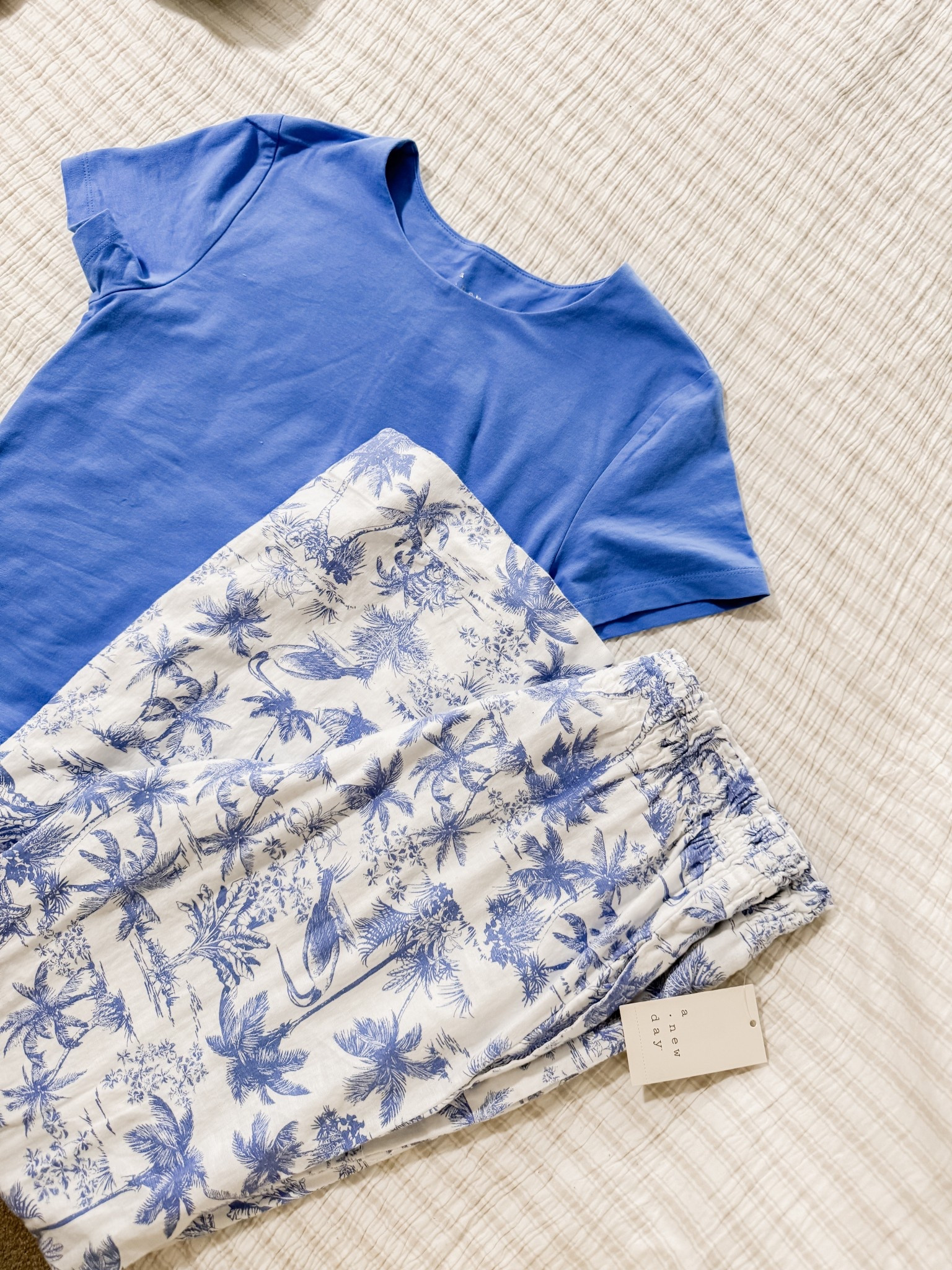 40% off today! Such a great summer staple outfit!! 

#LTKSaleAlert #LTKmomlife #LTKootd